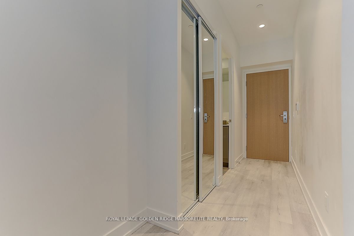 7 Grenville St, #701