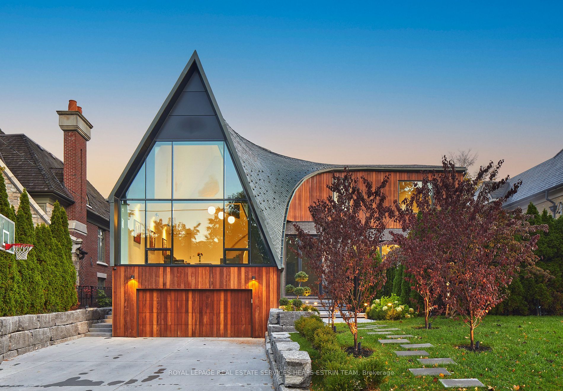 108 Stratford Cres