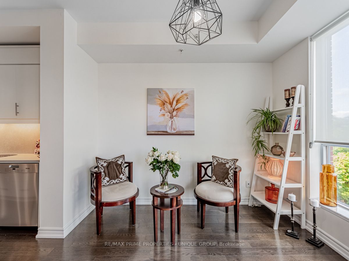 23 Glebe Rd W, #519
