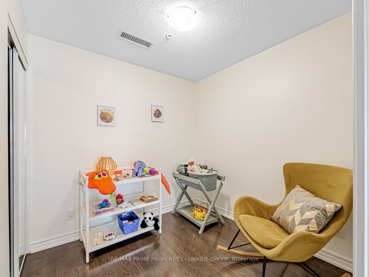 23 Glebe Rd W, #519