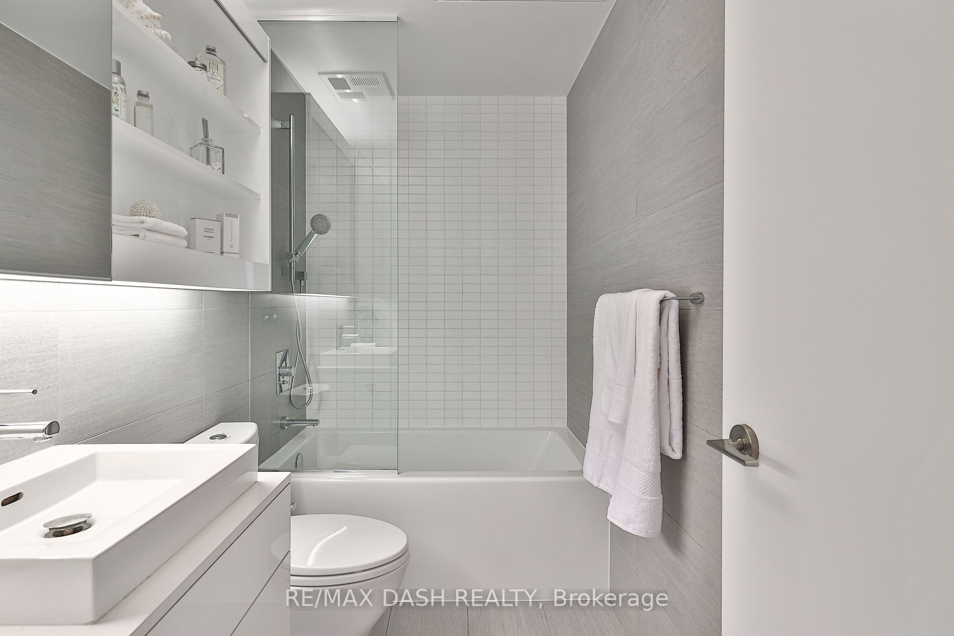 32 Trolley Cres, #1212