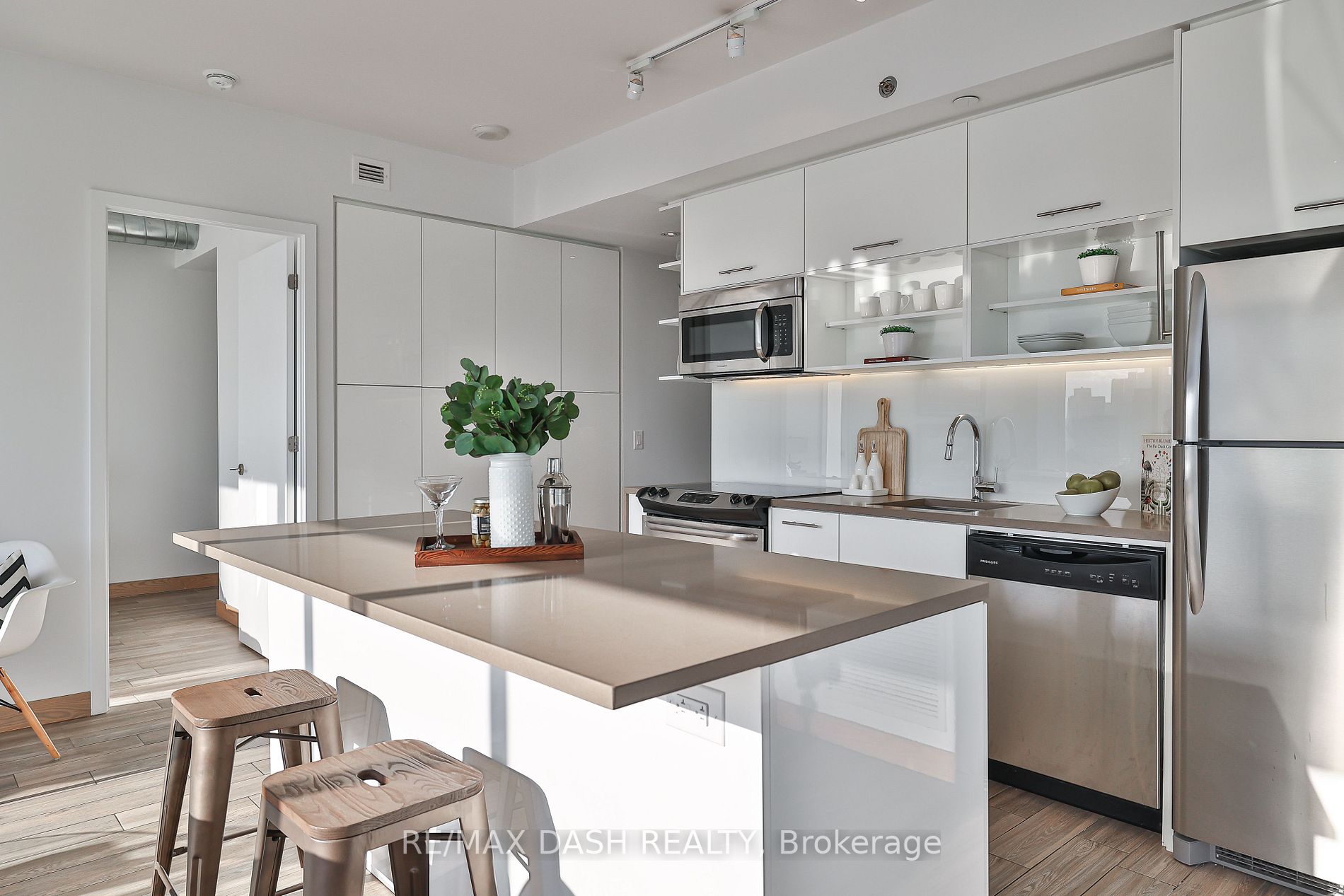 32 Trolley Cres, #1212