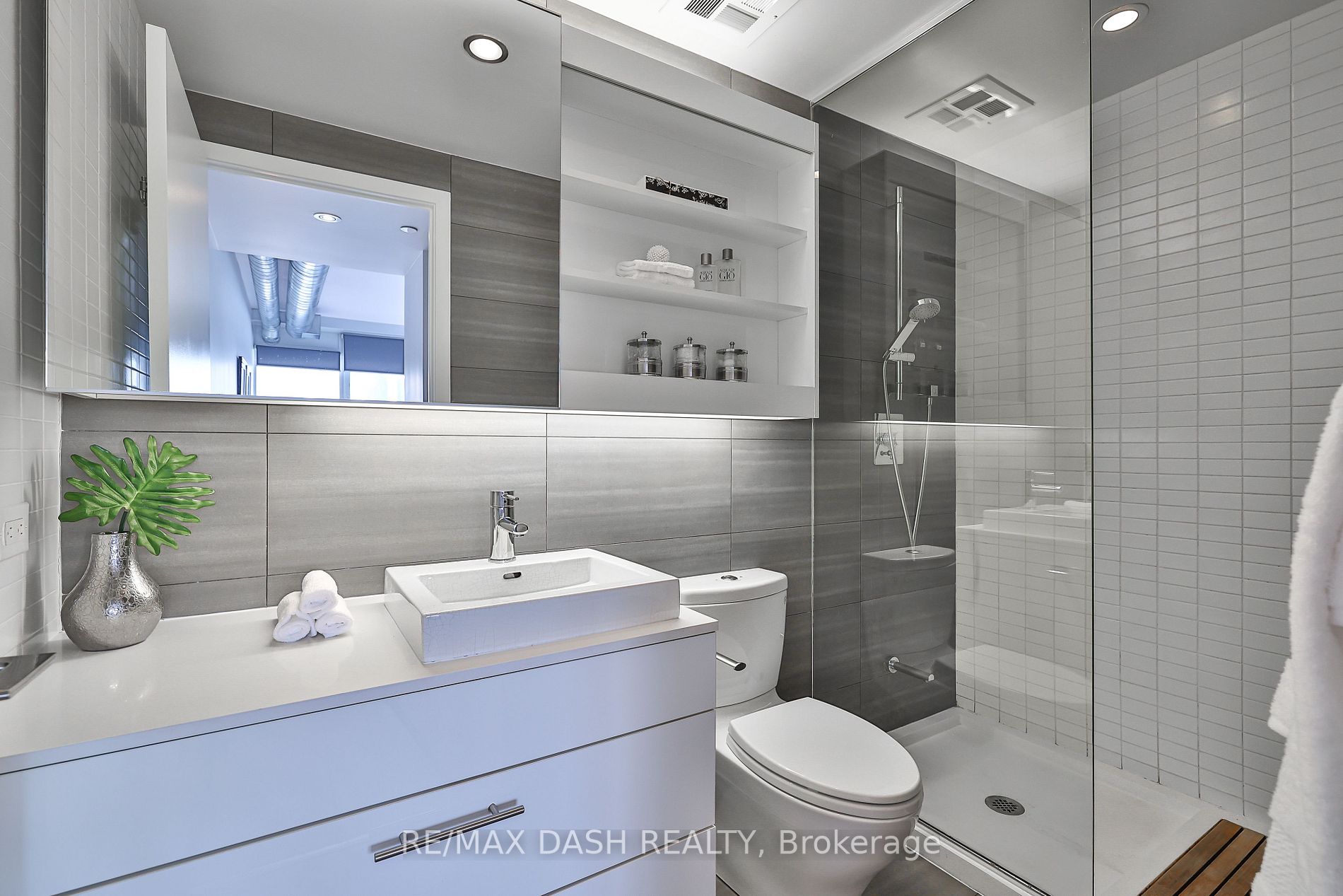 32 Trolley Cres, #1212