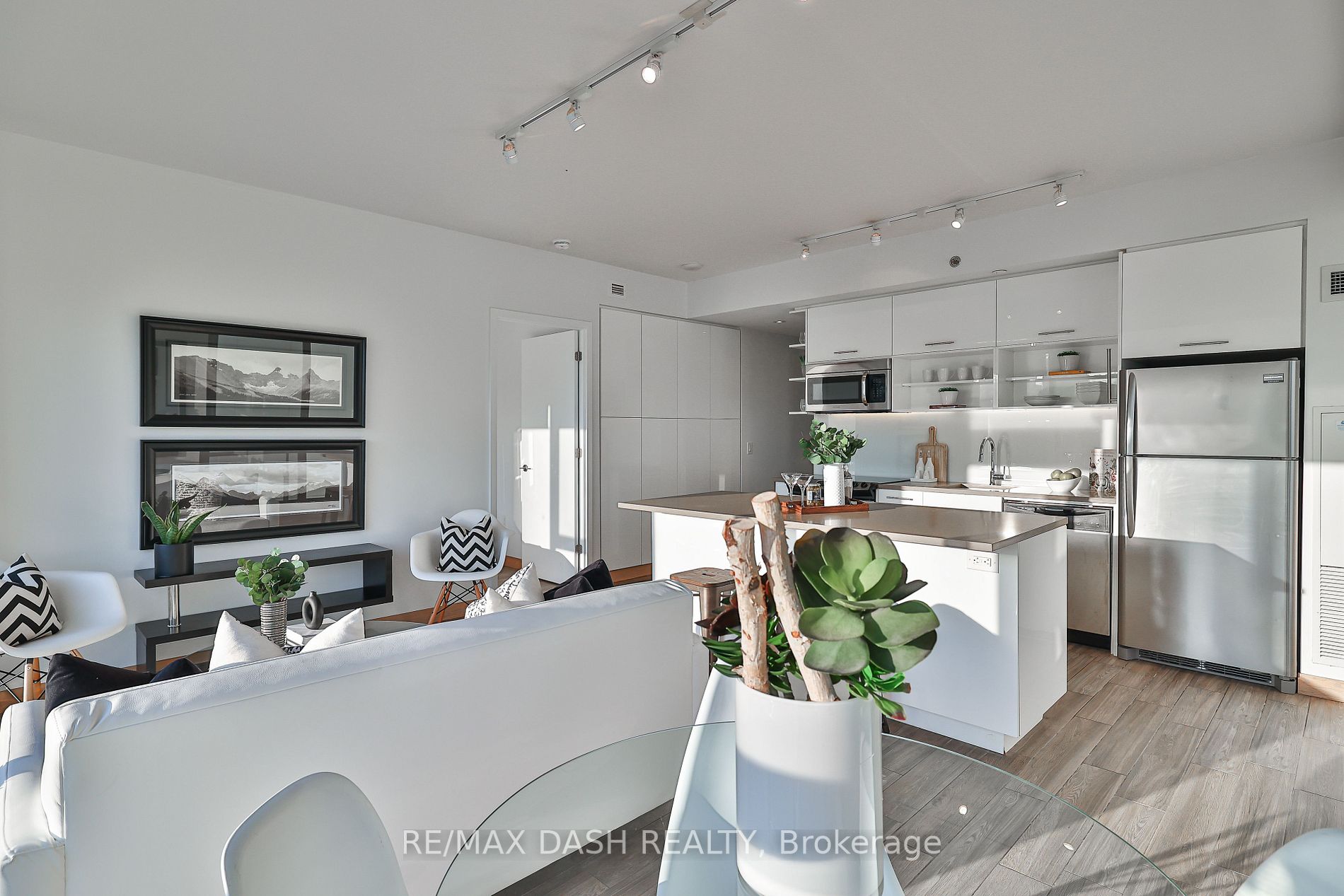 32 Trolley Cres, #1212