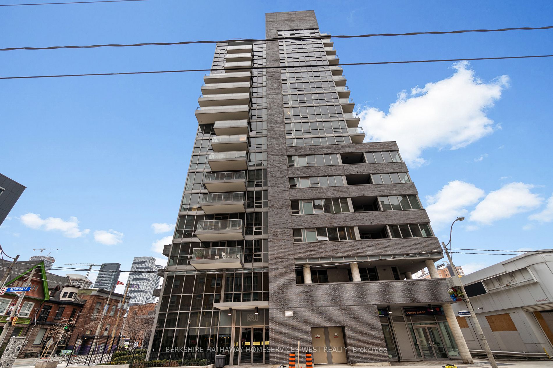 320 Richmond St E, #1410