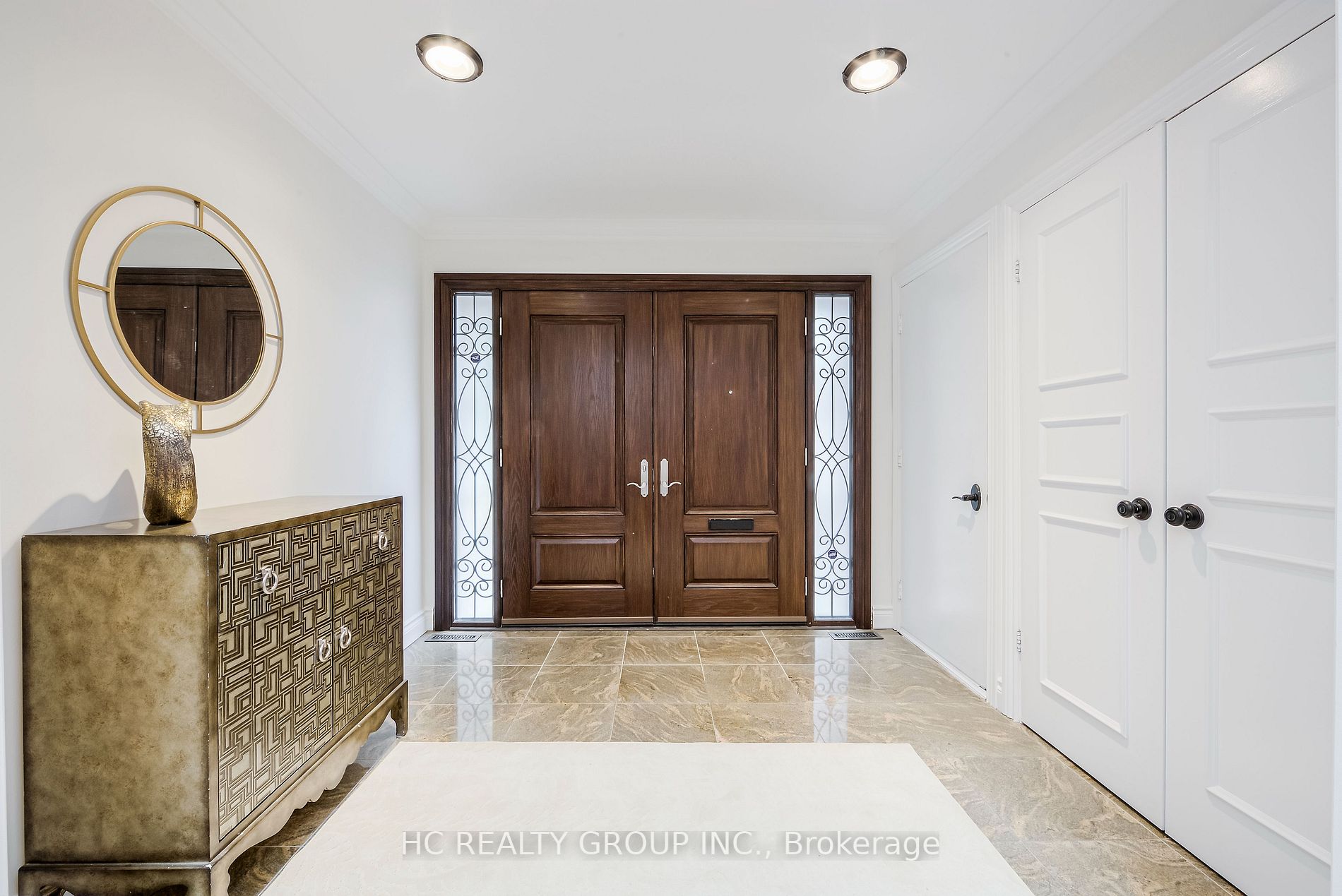 18 Brandy Crt