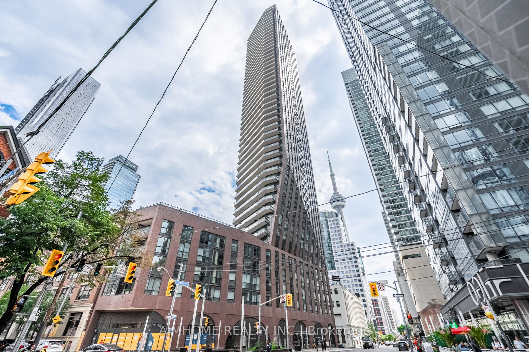 99 John St, #2809