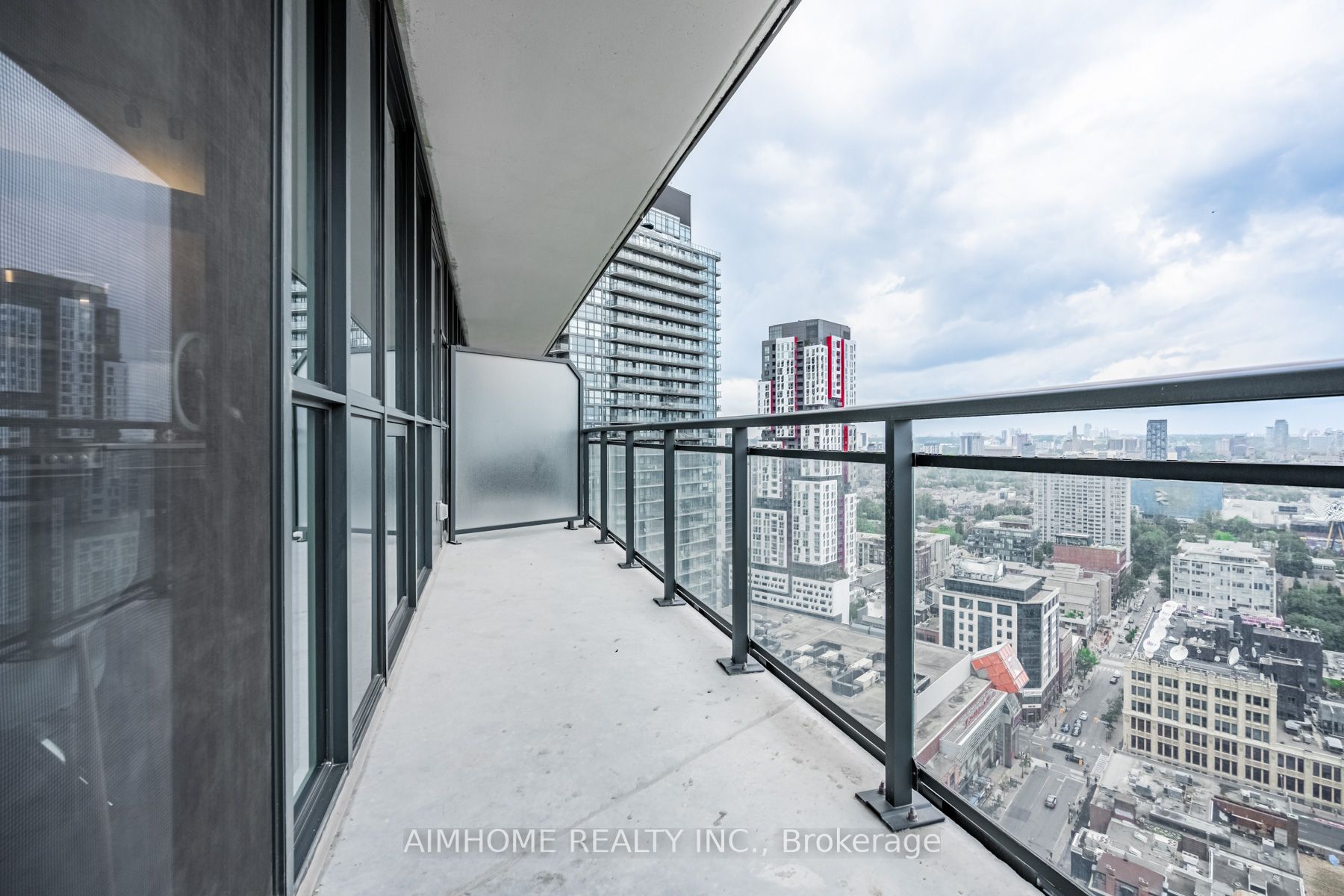 99 John St, #2809