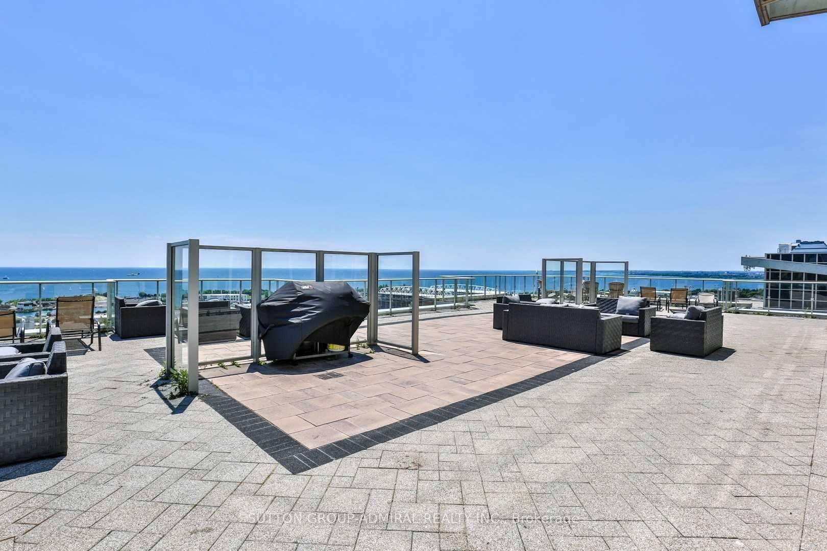 75 East Liberty St, #1511