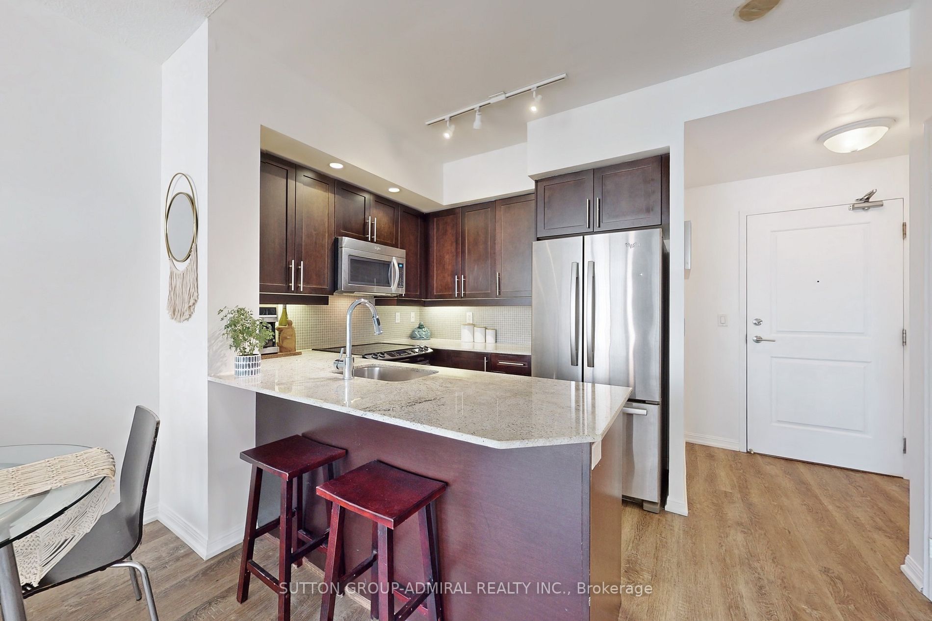 75 East Liberty St, #1511