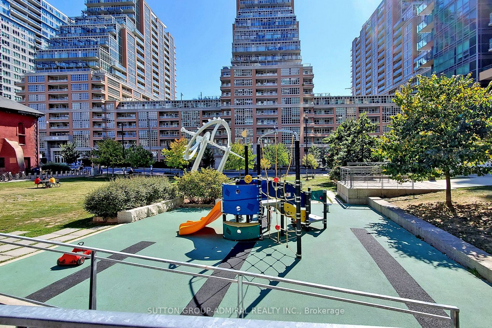 75 East Liberty St, #1511