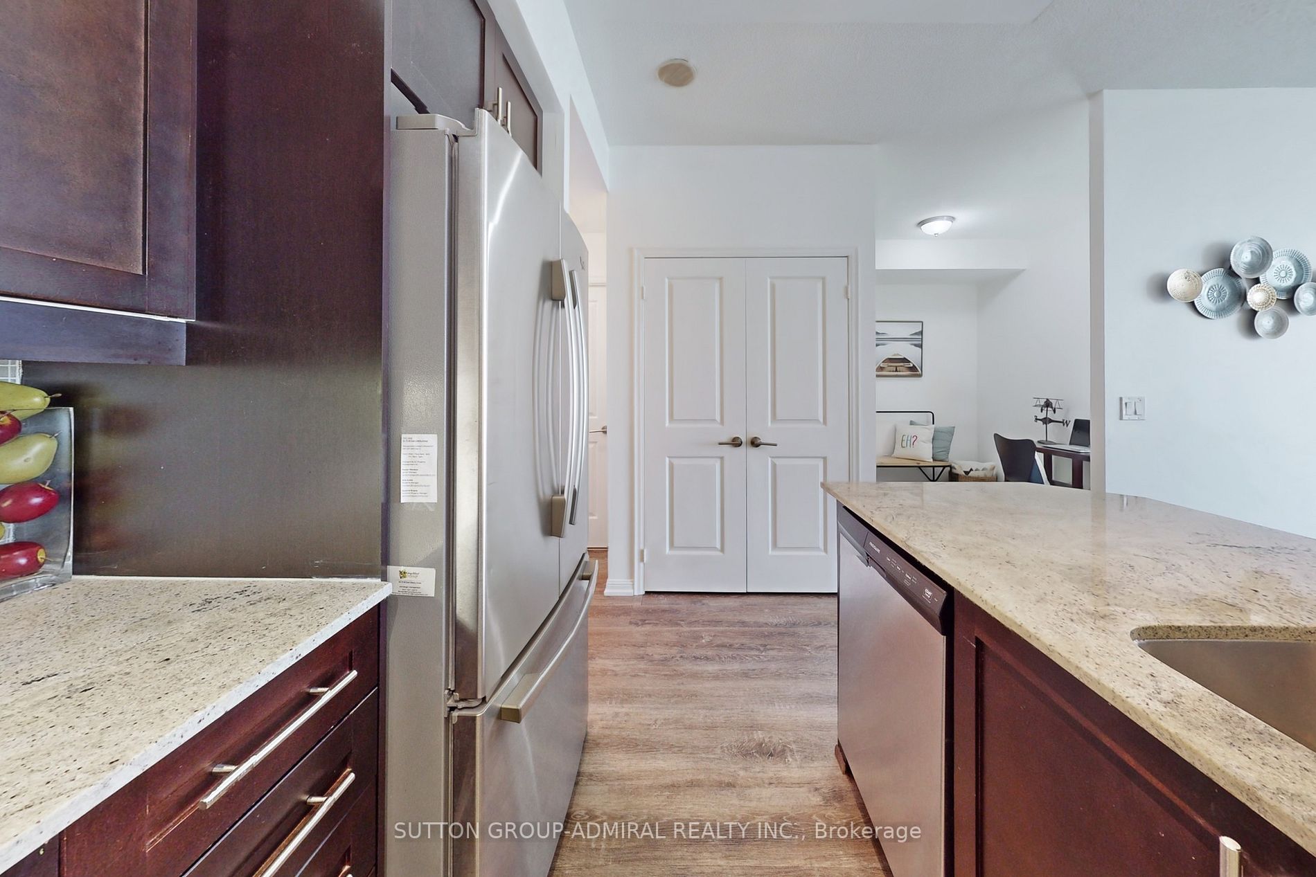 75 East Liberty St, #1511