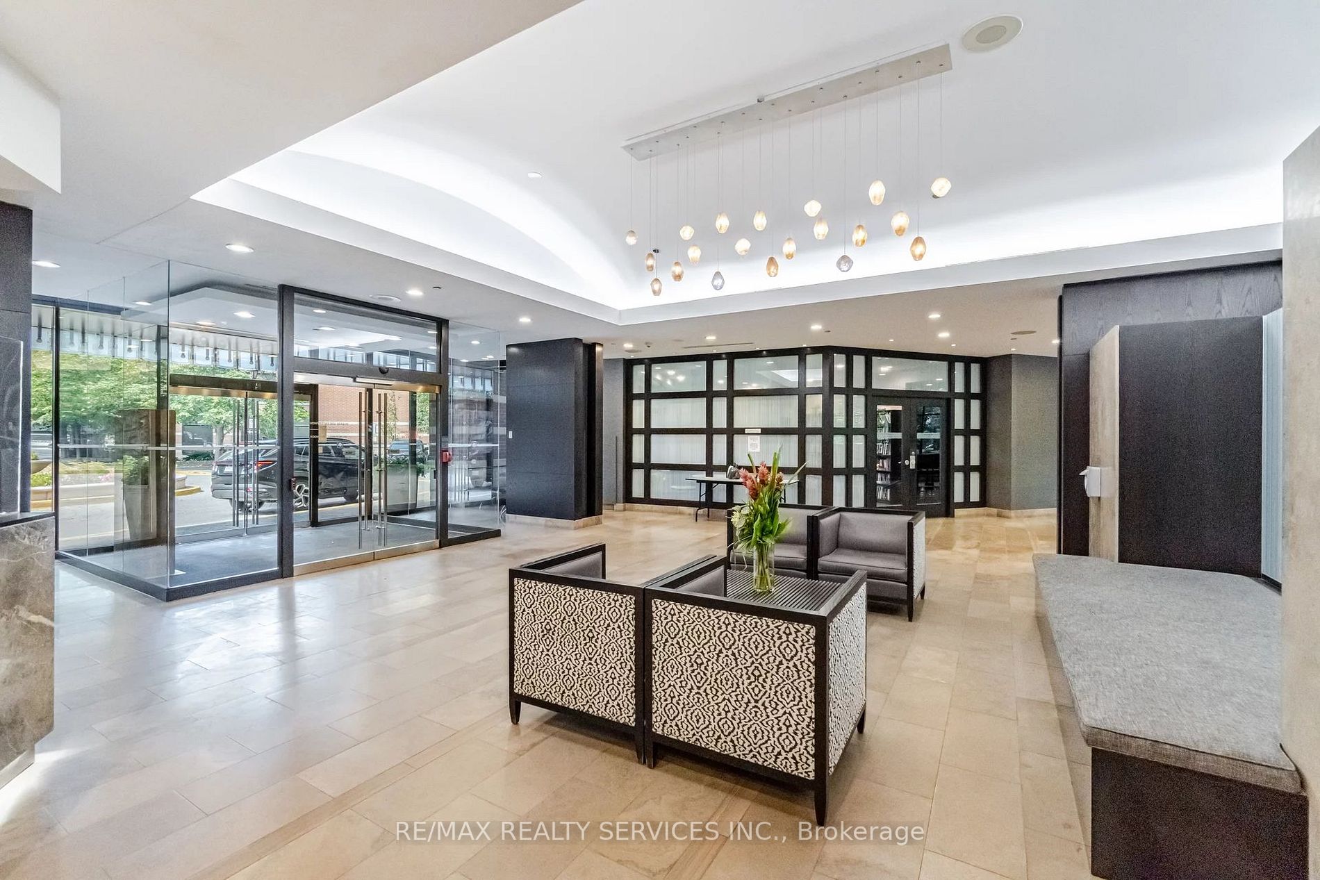 33 Sheppard Ave E, #3206