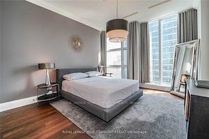 183 Wellington Street W, #3903