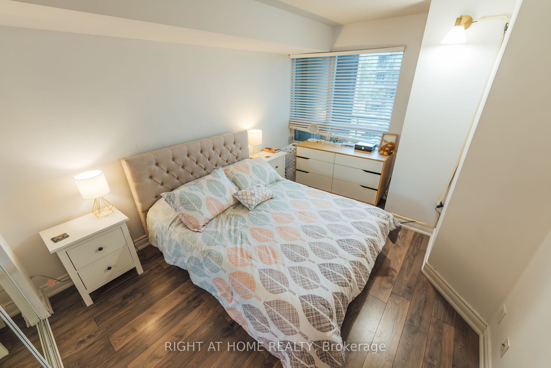 219 Fort York Blvd, #1001