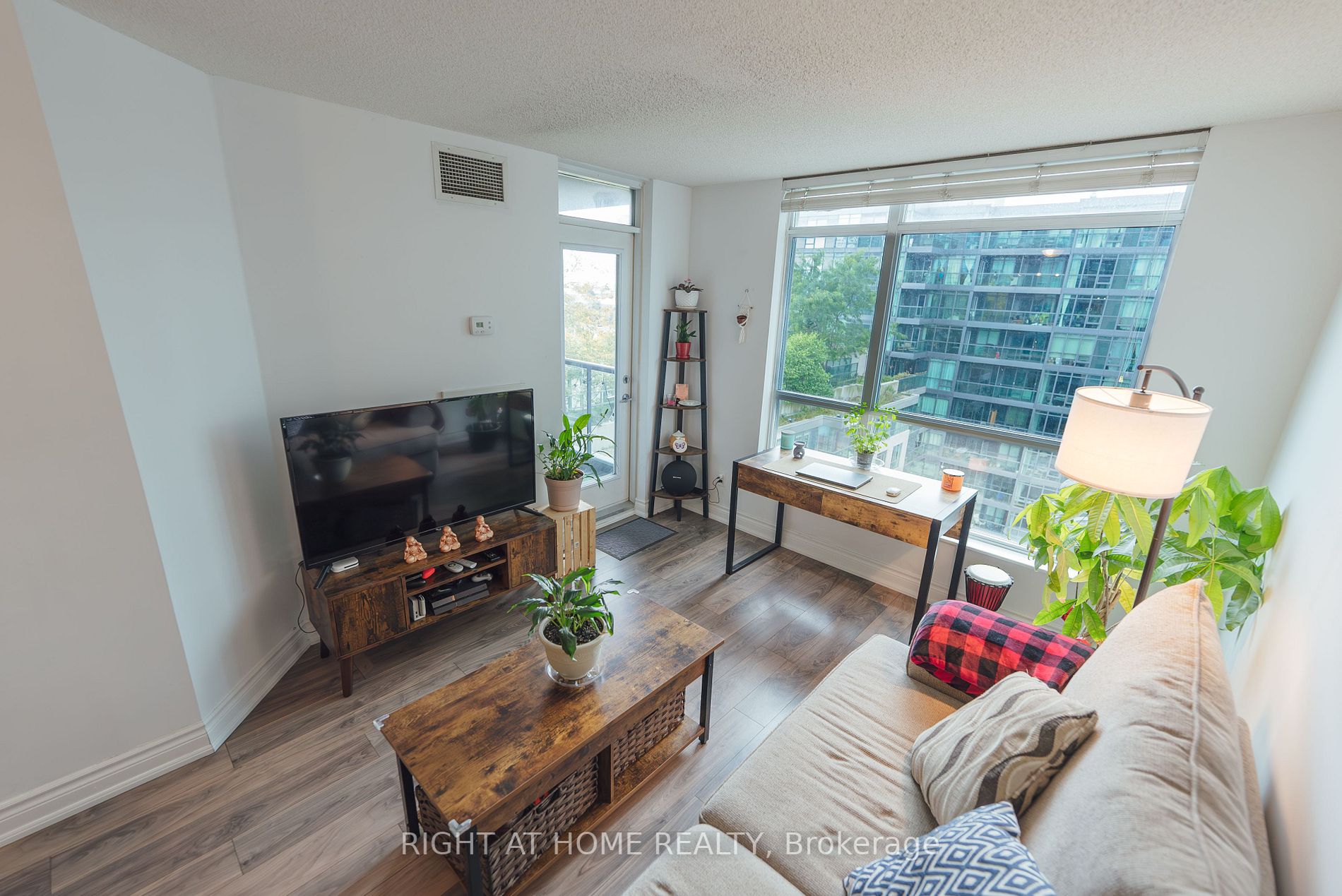 219 Fort York Blvd, #1001