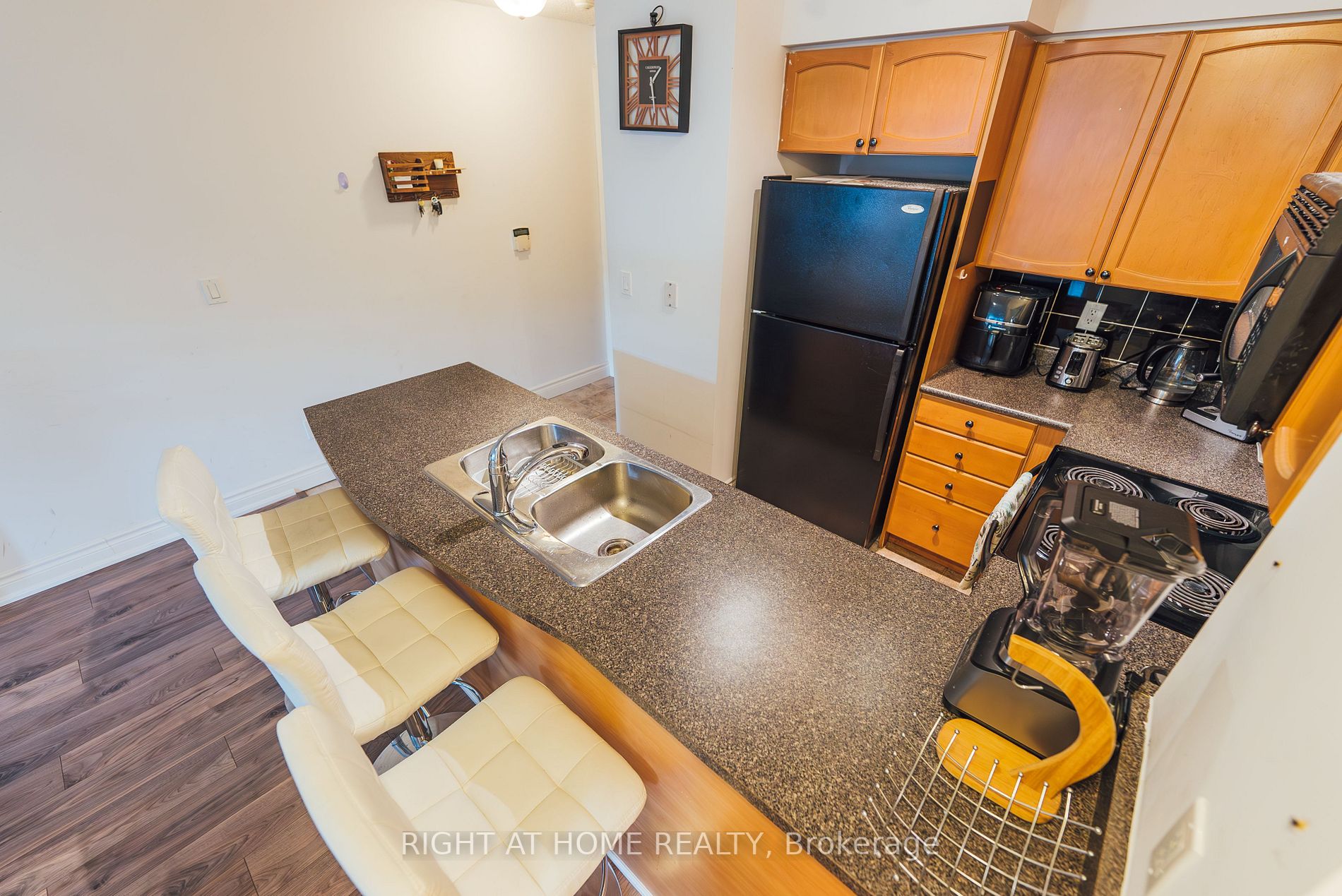219 Fort York Blvd, #1001