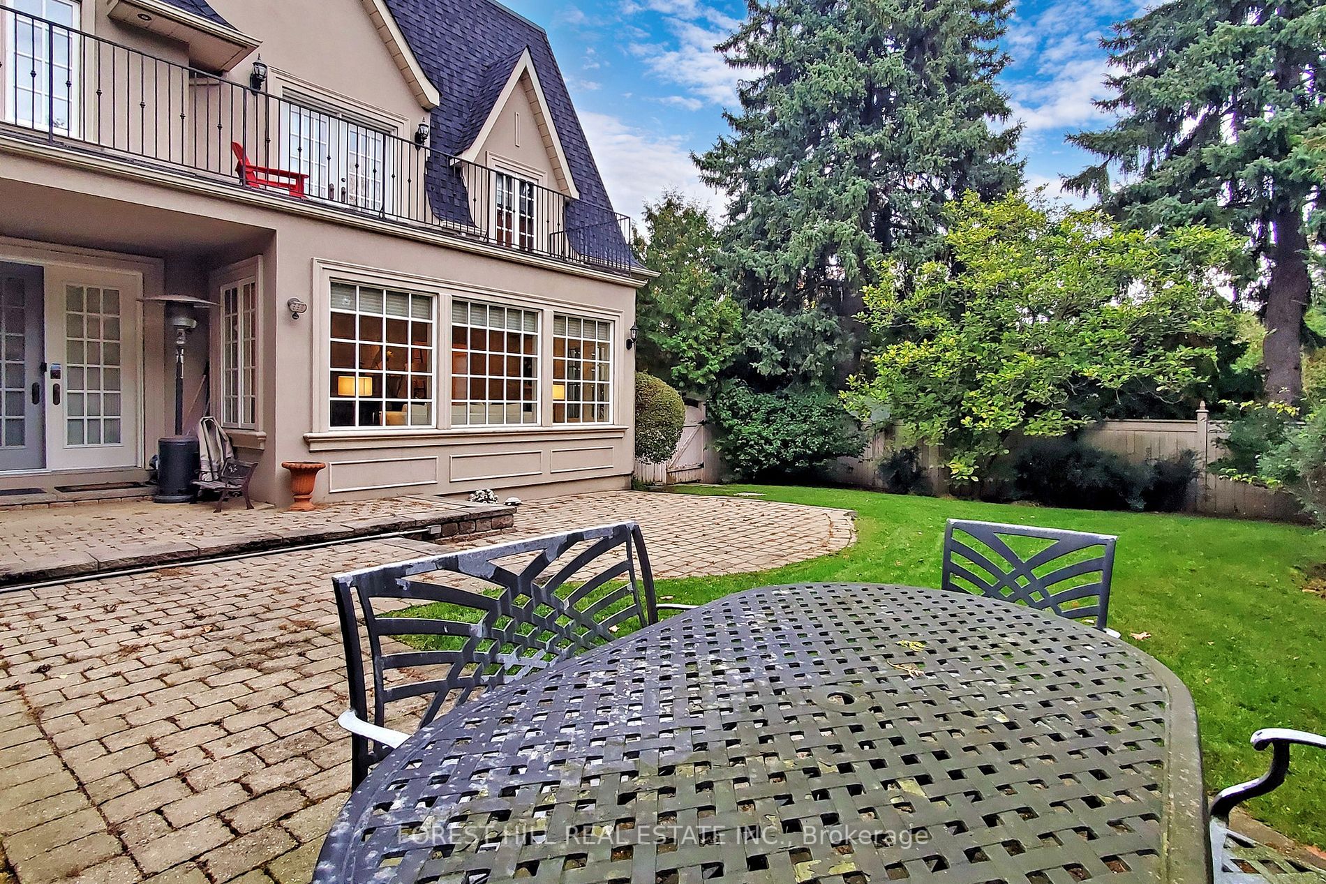 69 Munro Boulevard