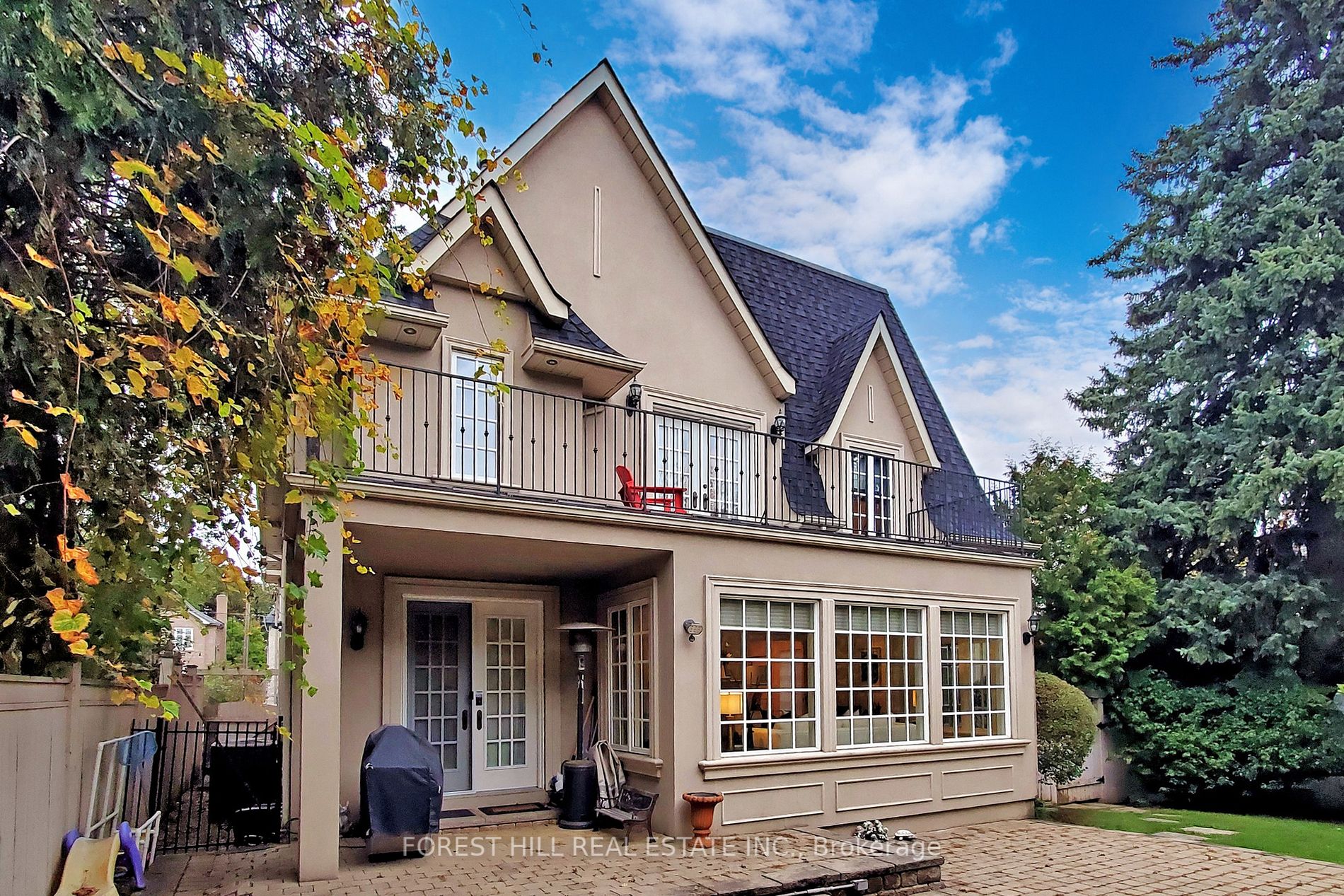 69 Munro Boulevard