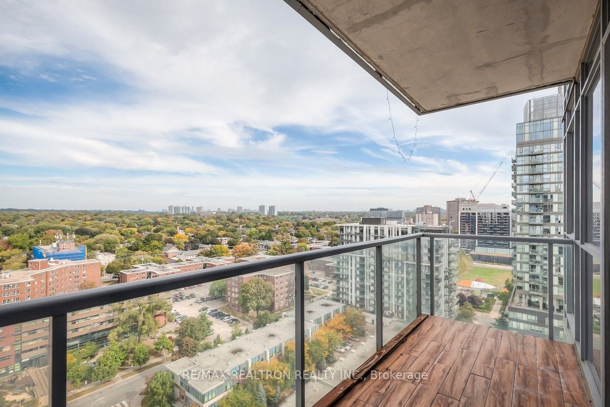 25 Cole St, #1603