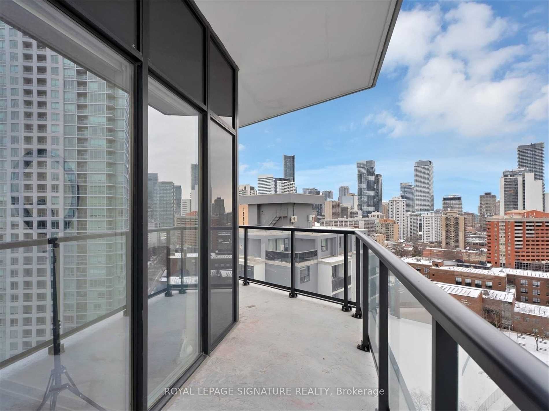 159 Wellesley St E, #1509