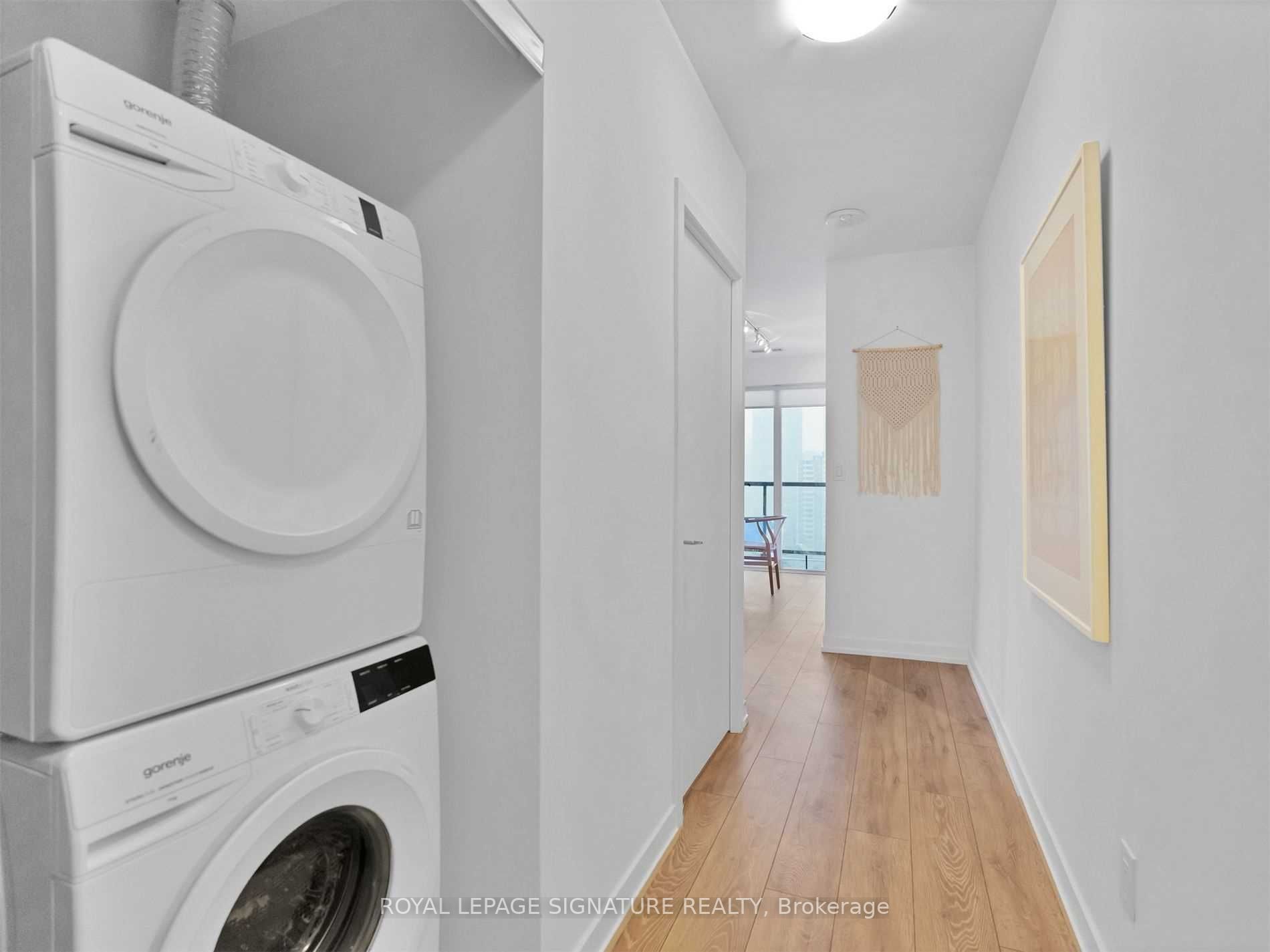 159 Wellesley St E, #1509