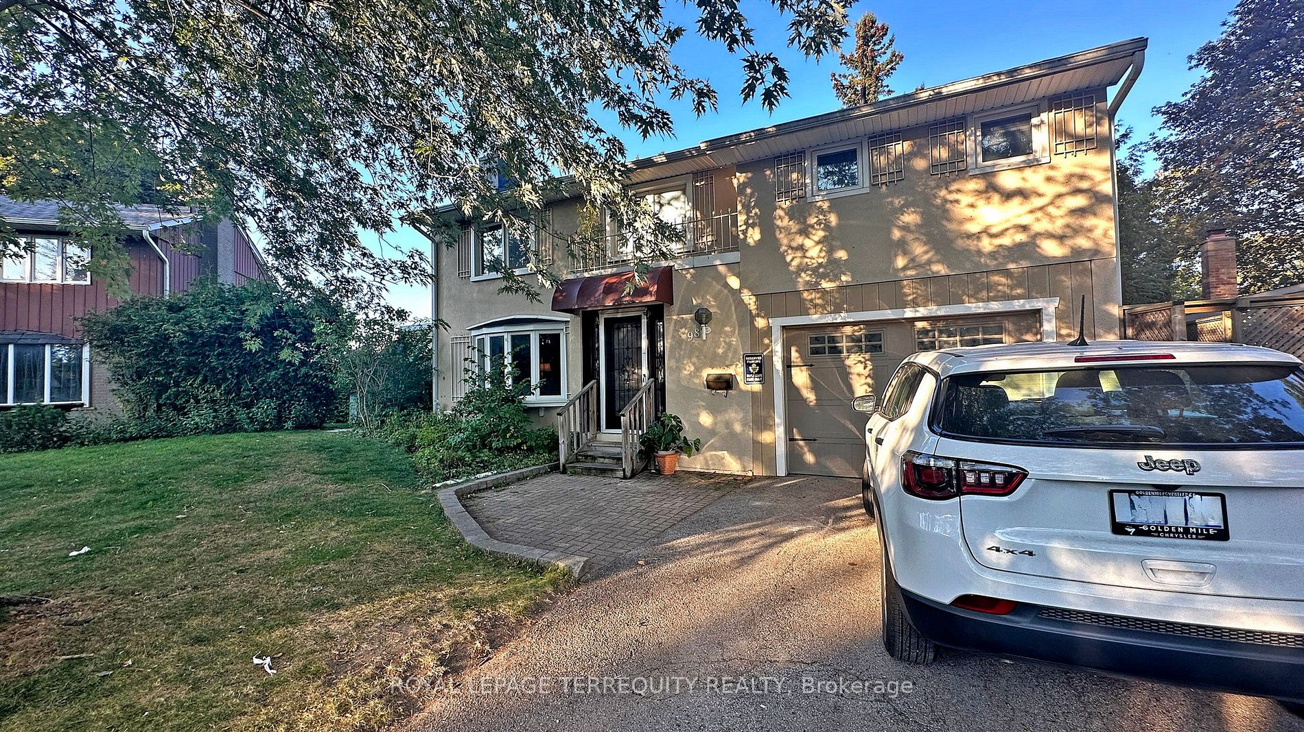 98 Cottonwood Drive