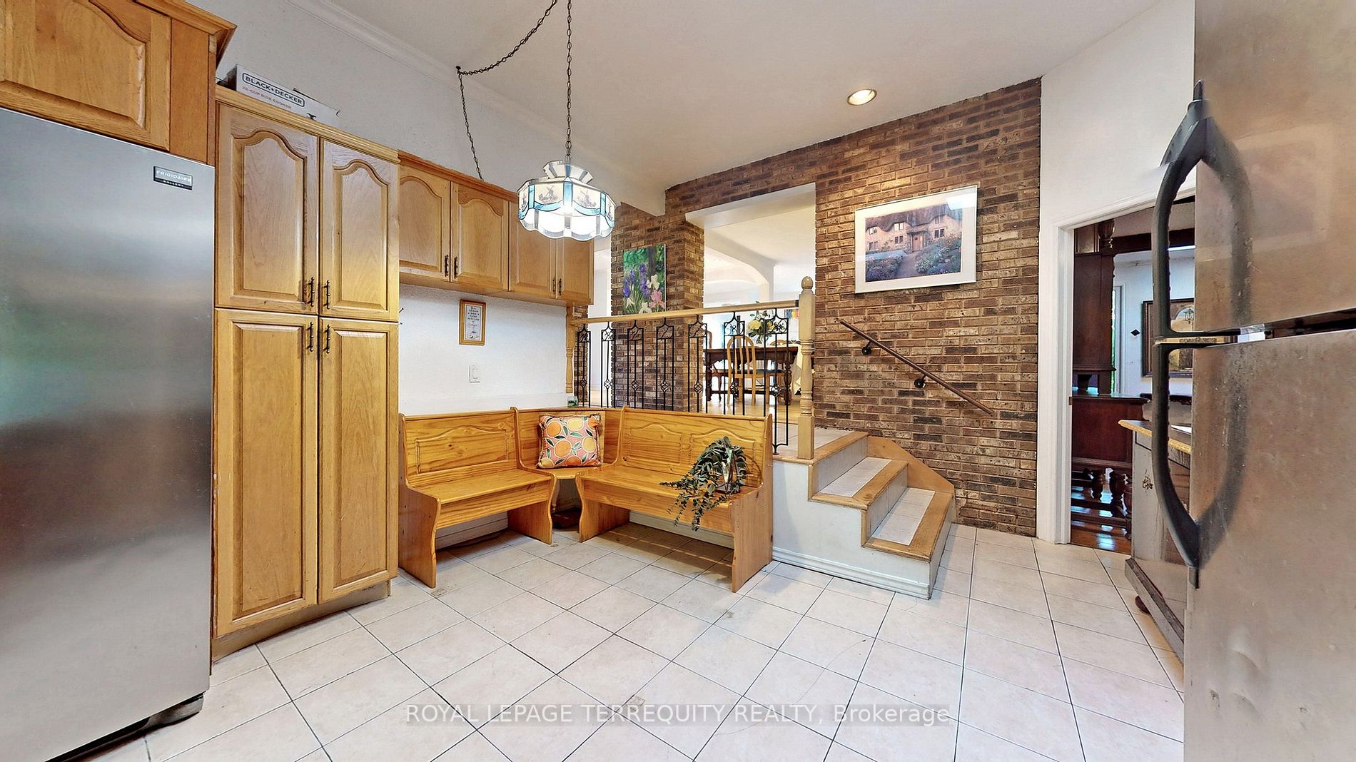 98 Cottonwood Drive