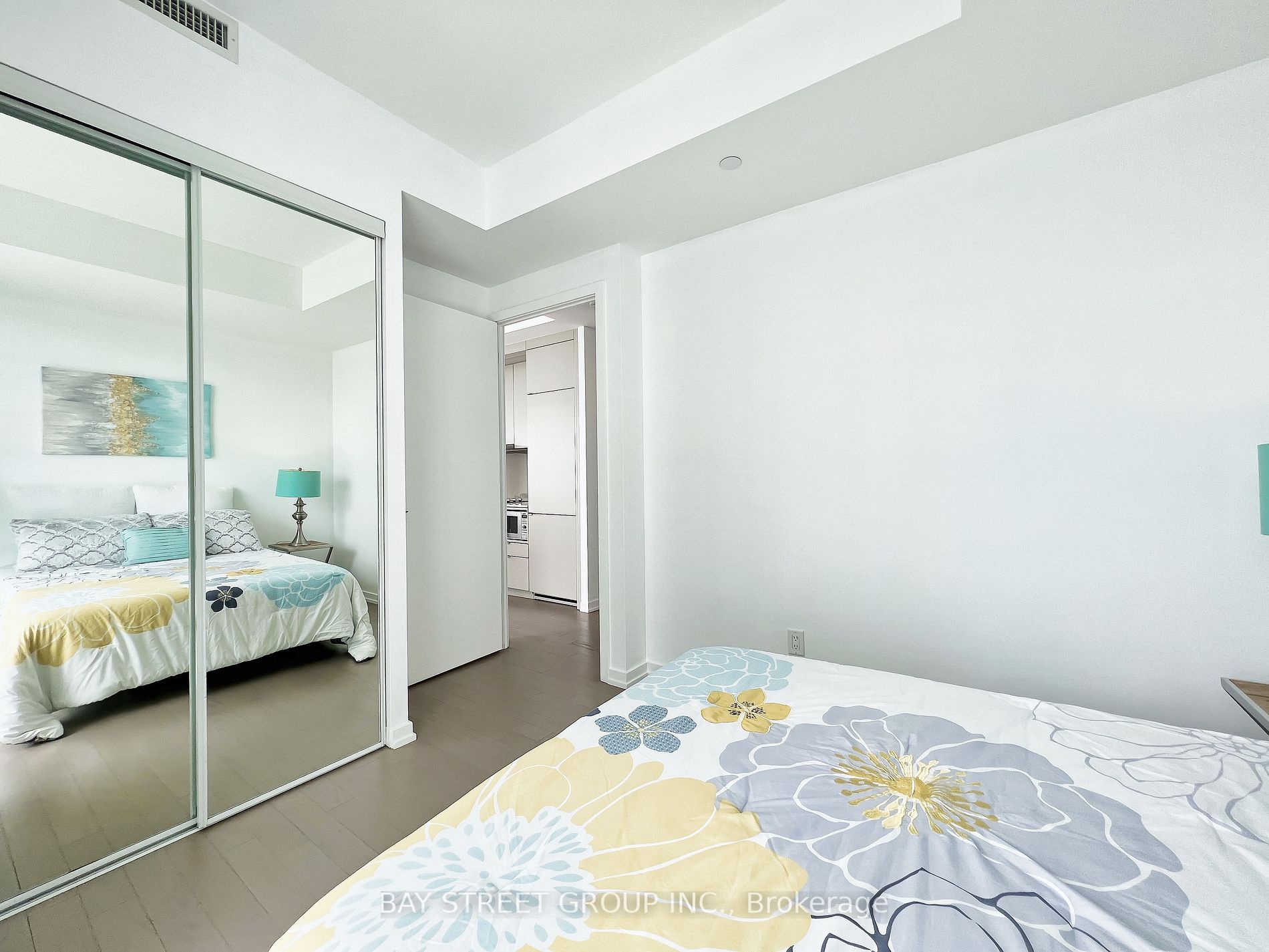 101 Peter St, #4009