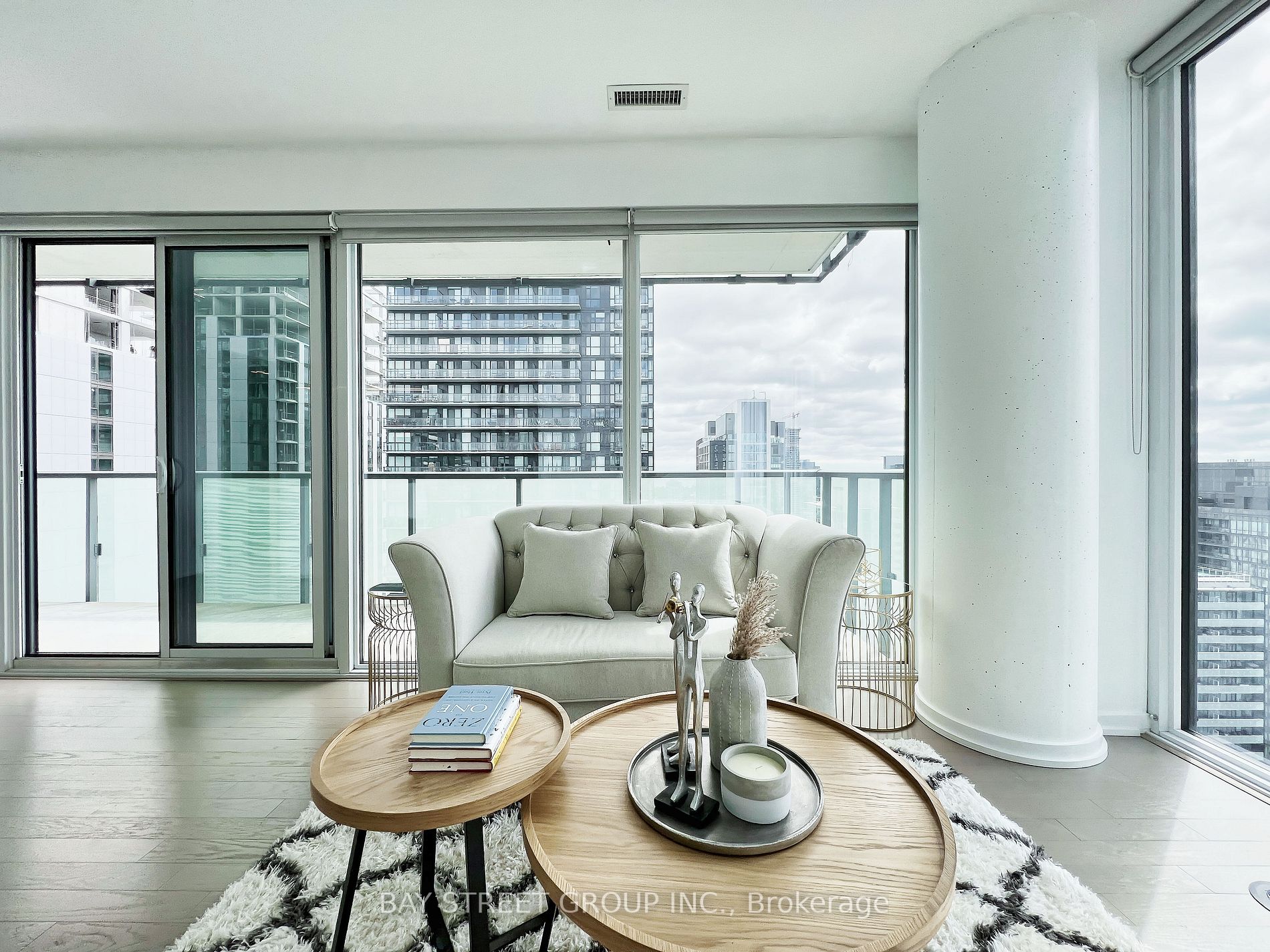 101 Peter St, #4009