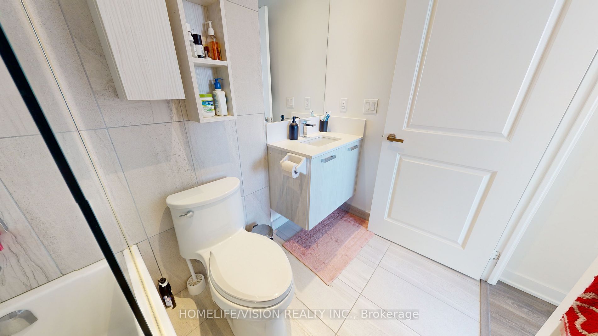 99 Broadway Avenue, #3411