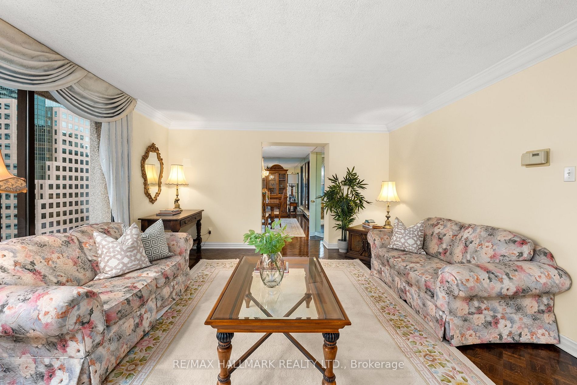 55 Harbour Sq, #2218