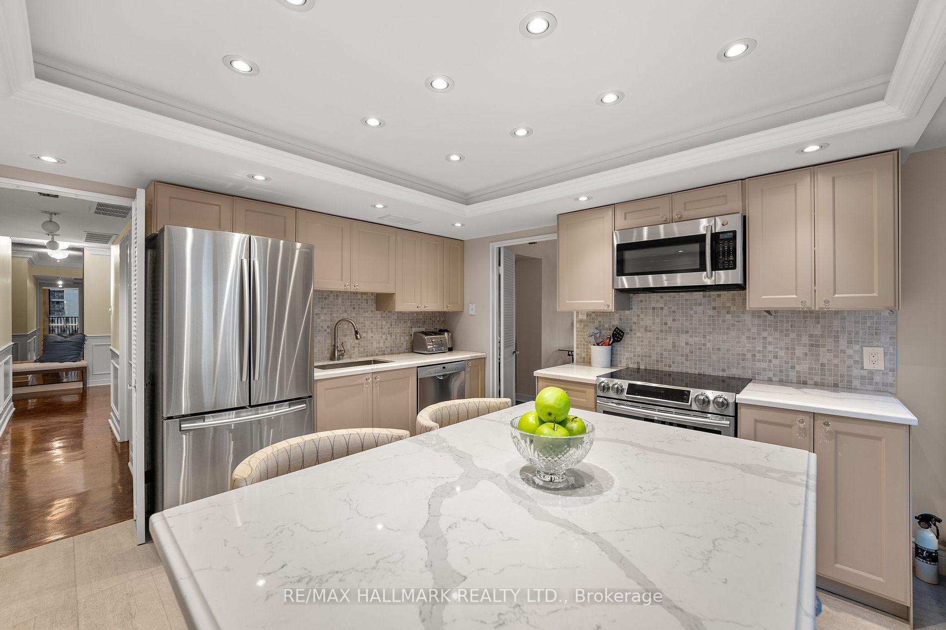 55 Harbour Sq, #2218