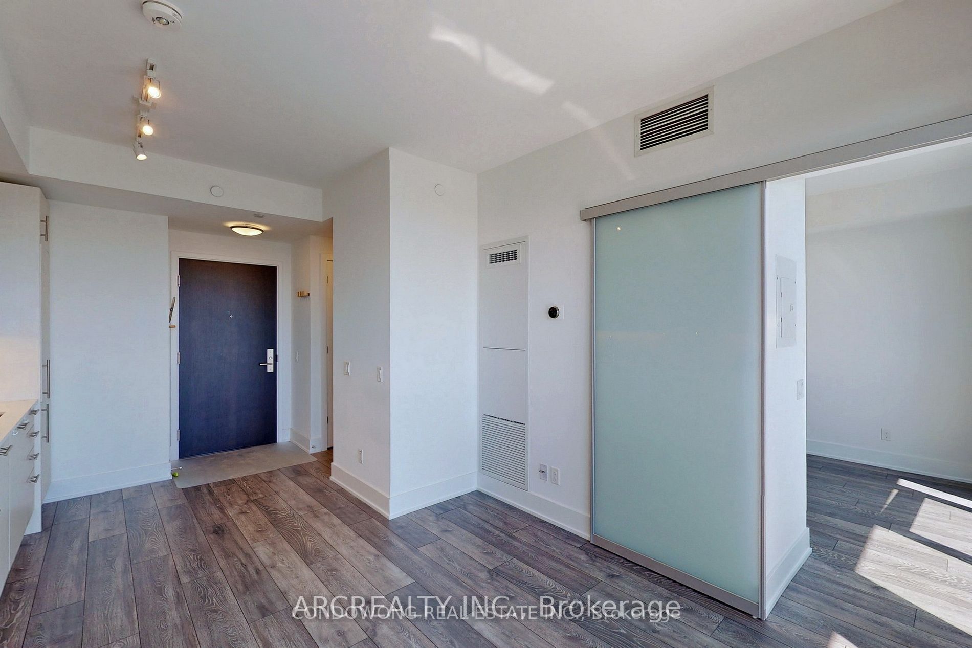 403 Church Street, #610