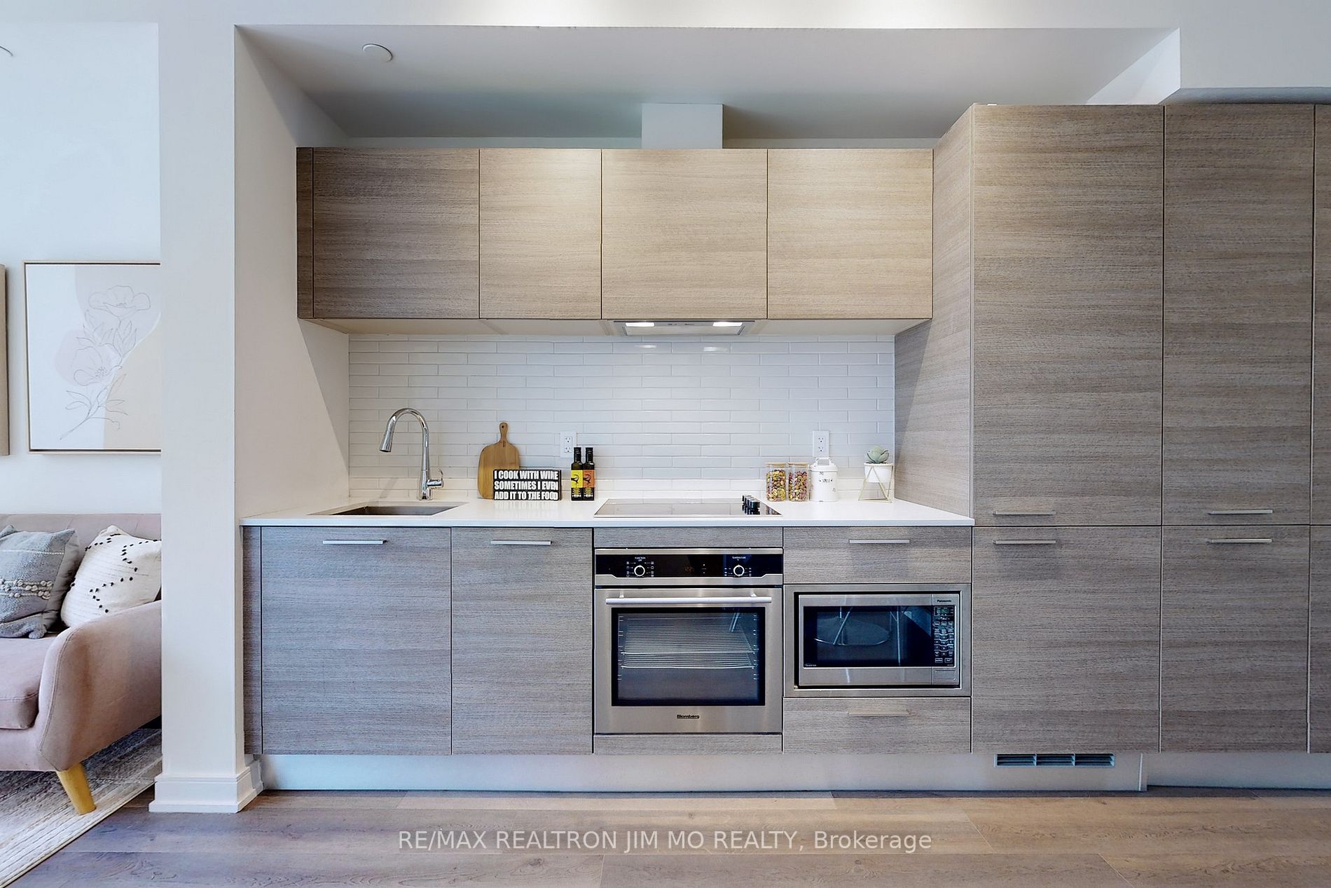 3 Gloucester St, #509