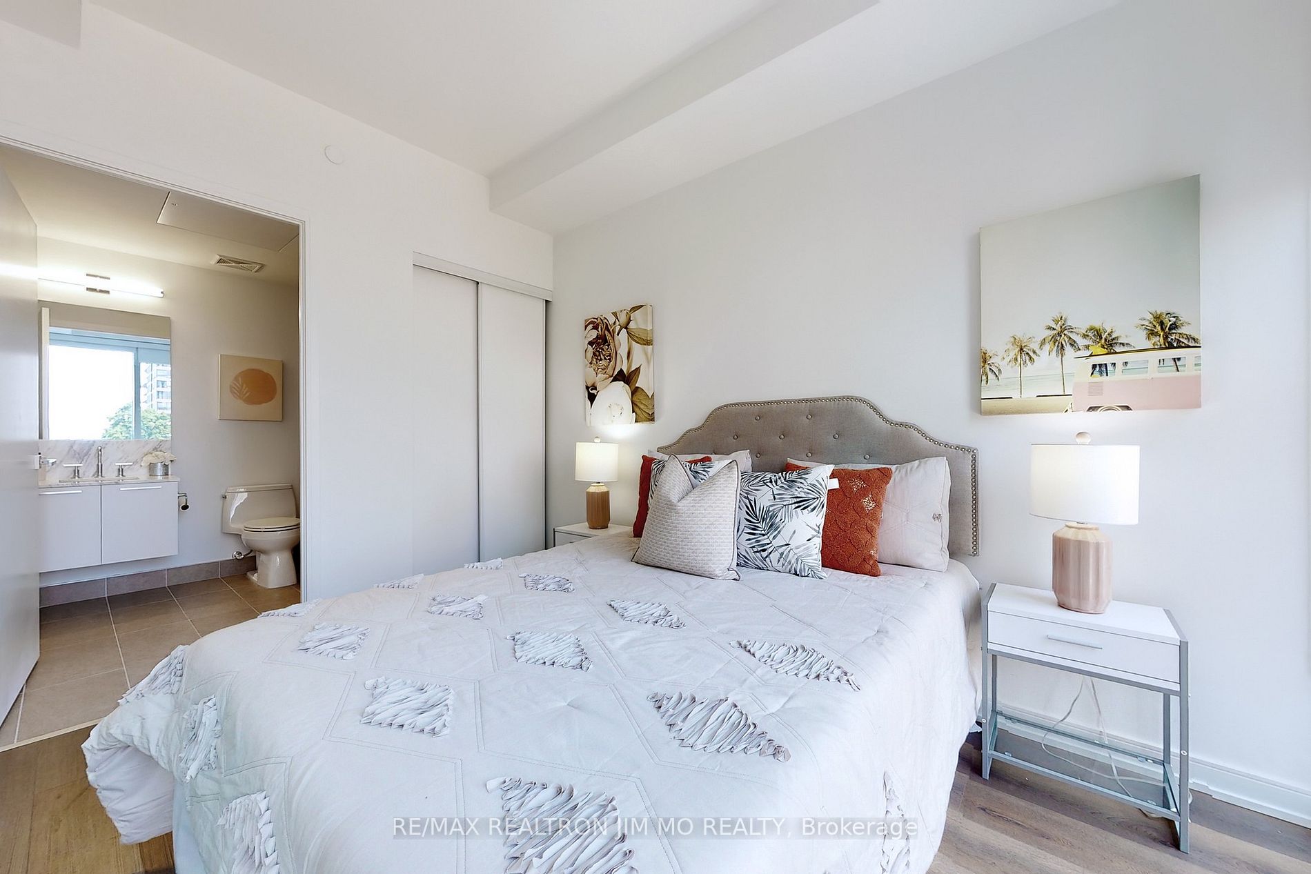 3 Gloucester St, #509