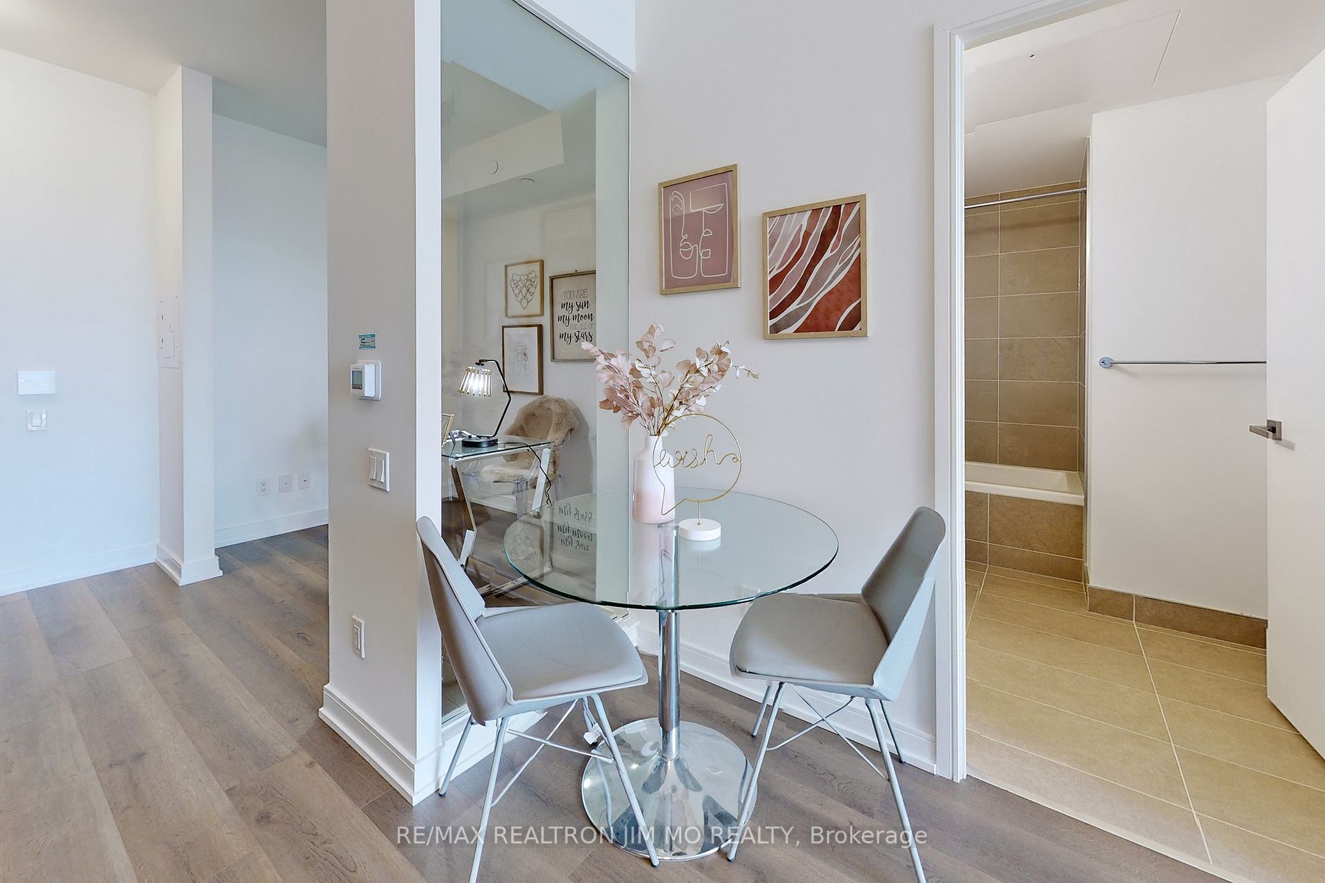 3 Gloucester St, #509