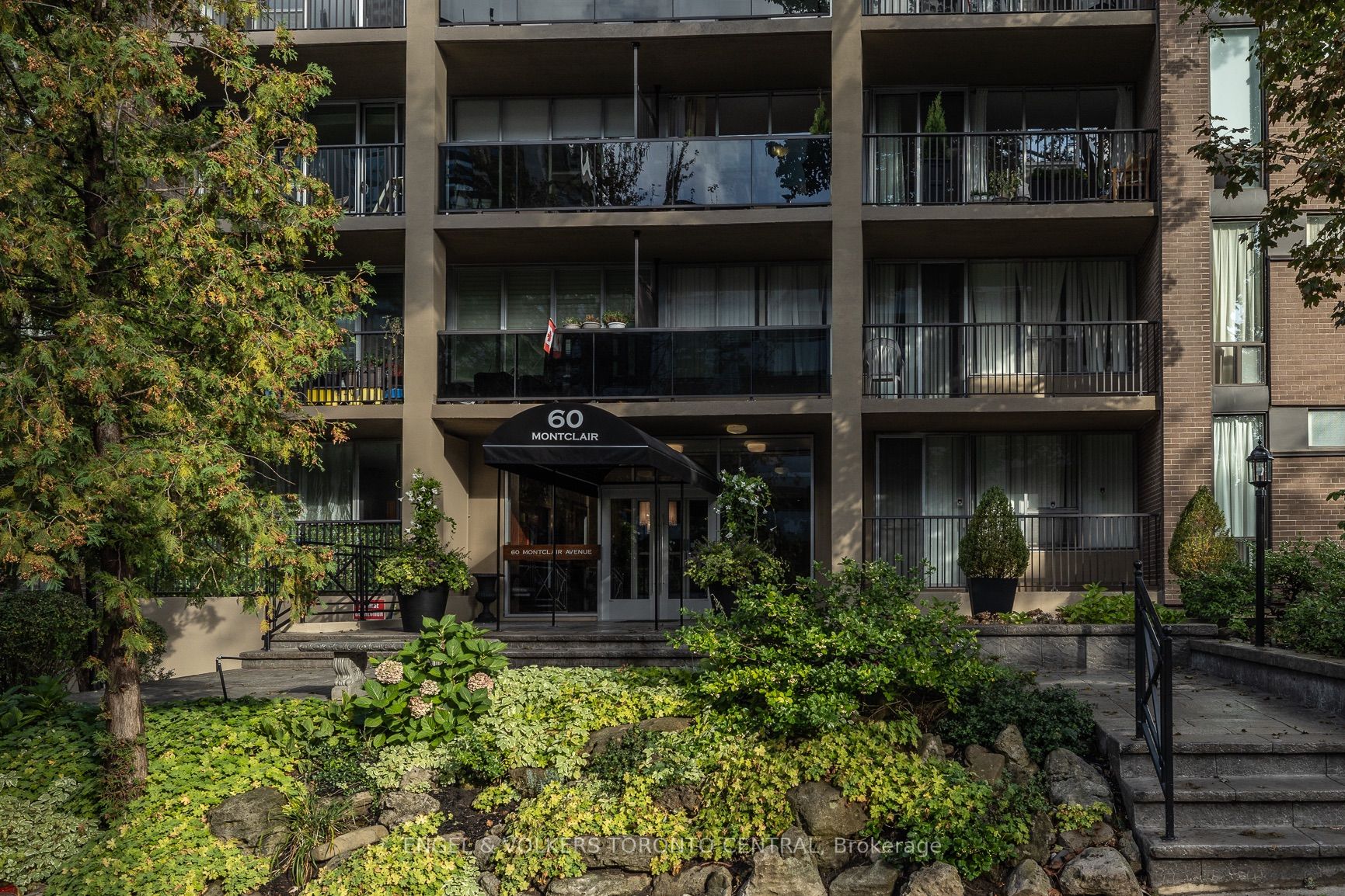 60 Montclair Ave, #207