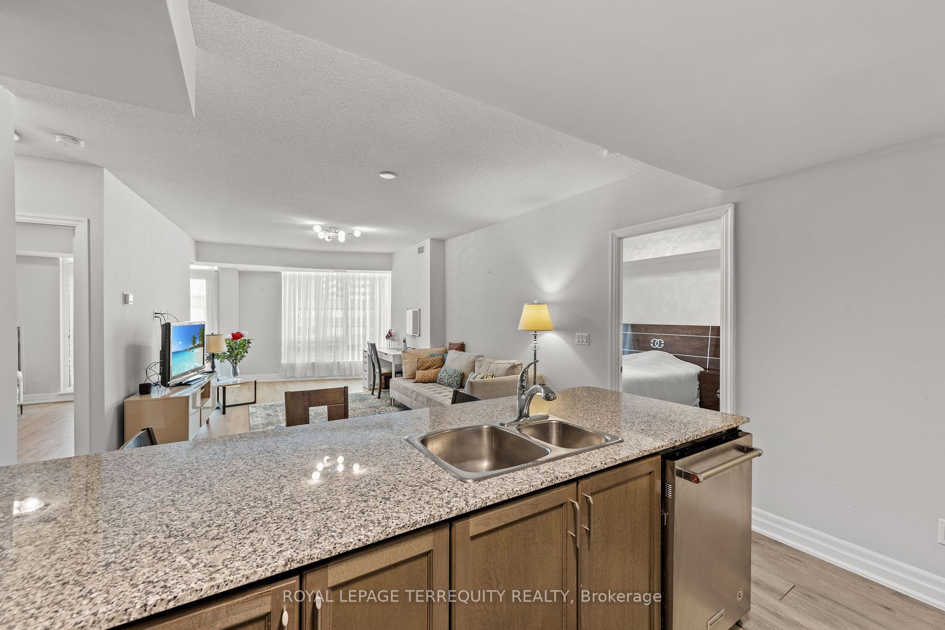 8 Scollard St, #1410