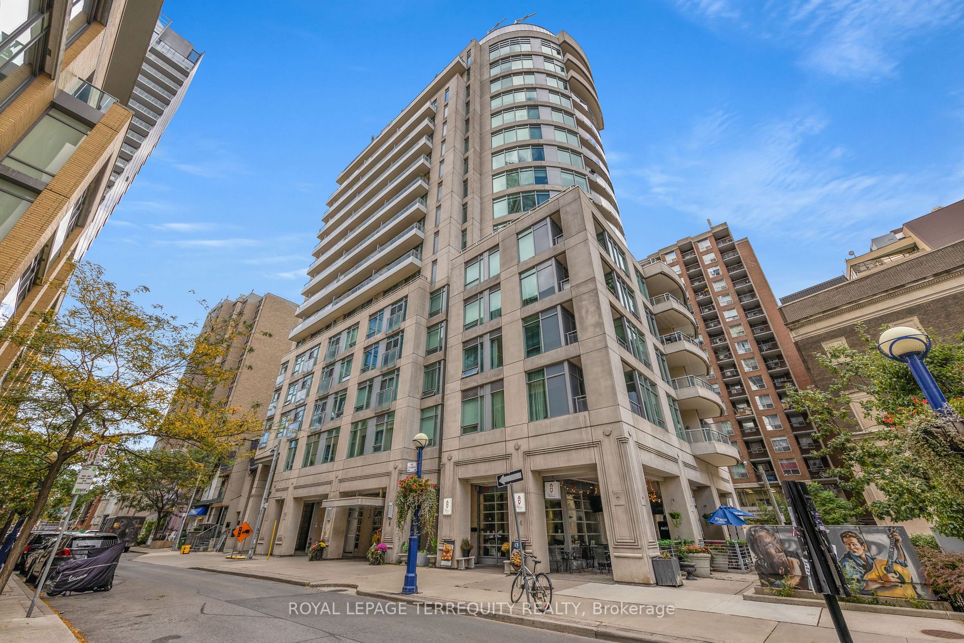 8 Scollard St, #1410