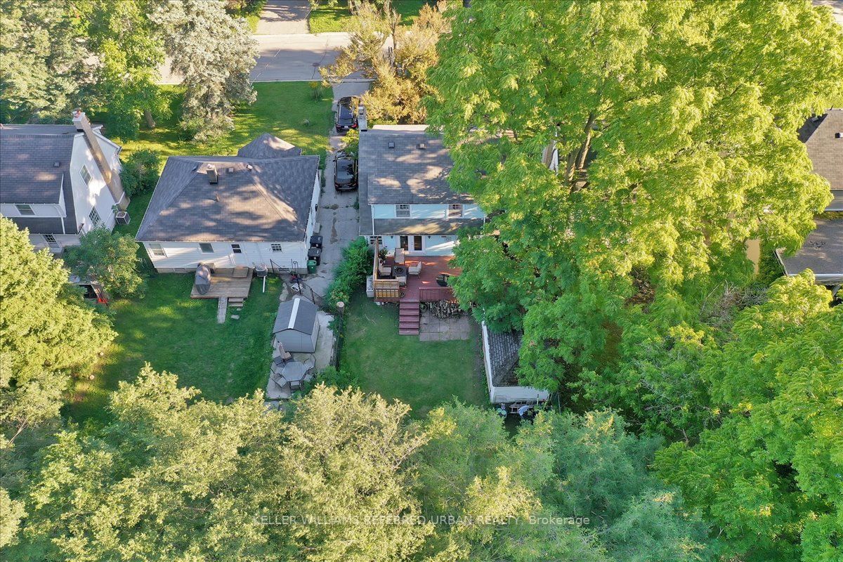 22 Wentworth Avenue