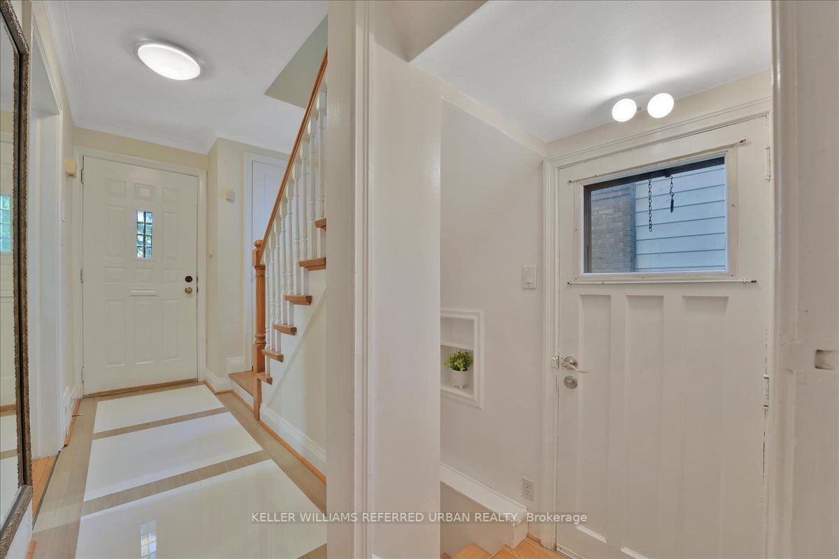 22 Wentworth Avenue