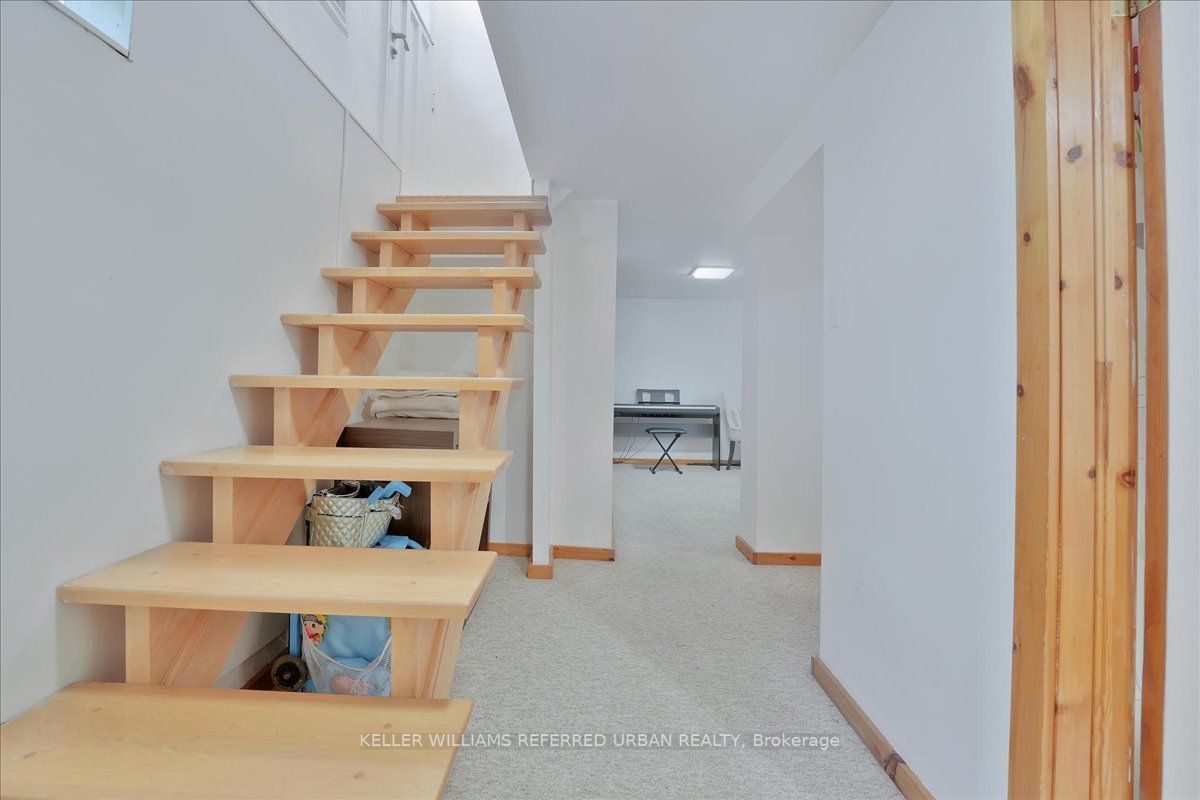 22 Wentworth Avenue