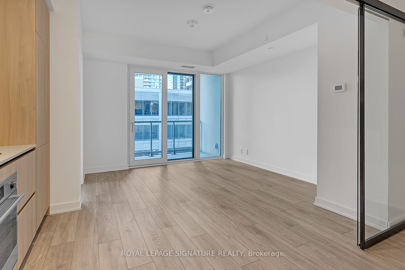 108 Peter Street #1003