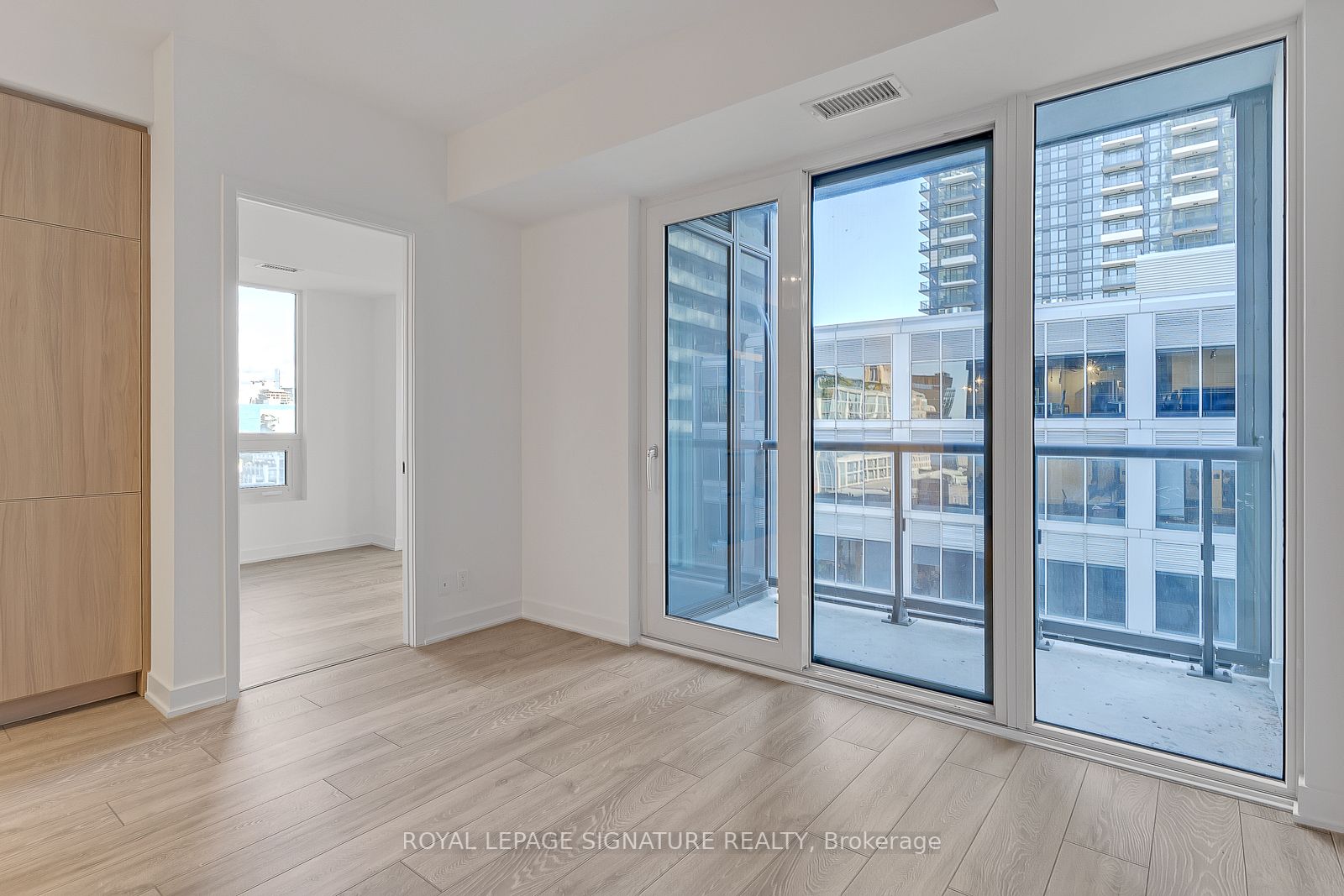 108 Peter Street #1003