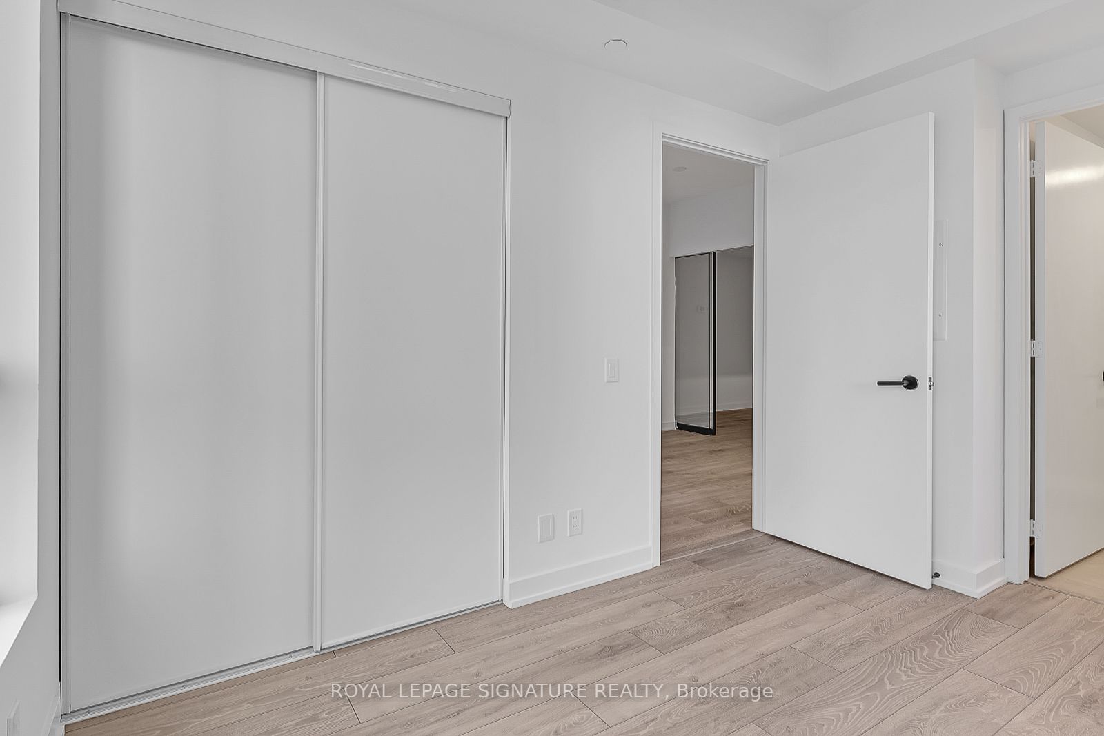 108 Peter Street #1003