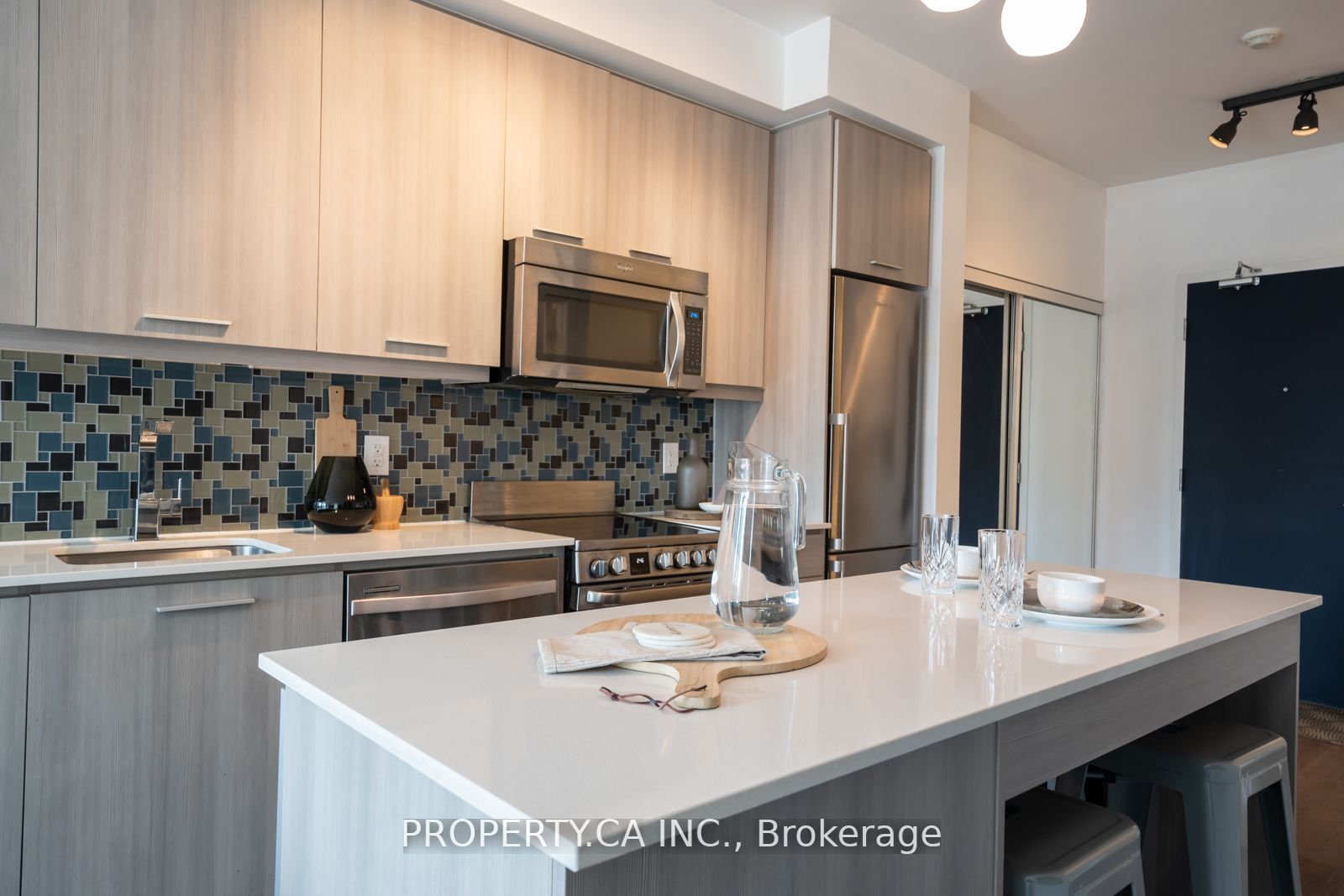 105 George St, #507