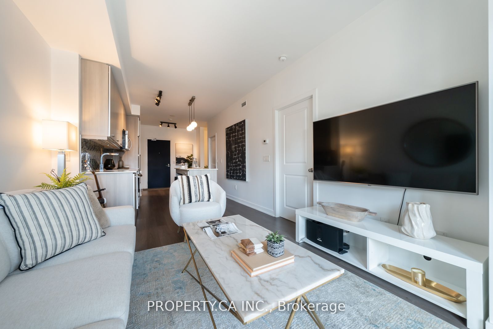 105 George St, #507