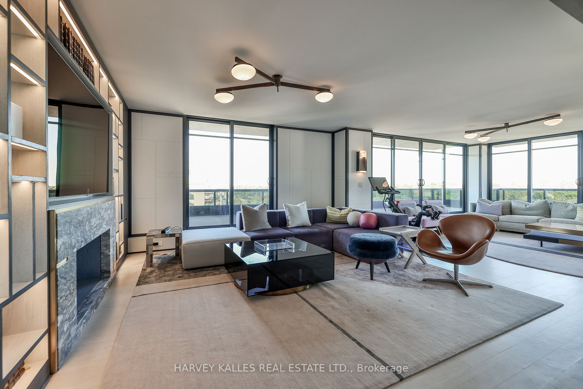 2600 Bathurst St, #901