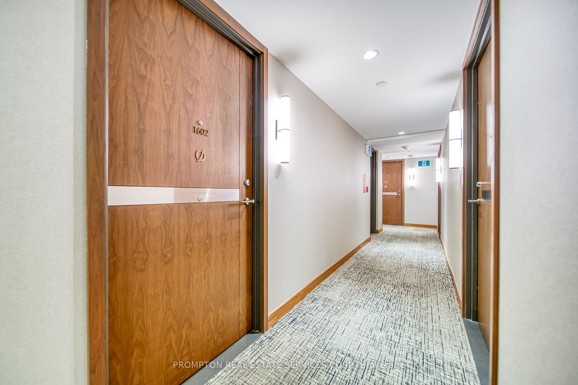 19 Bathurst St, #1602